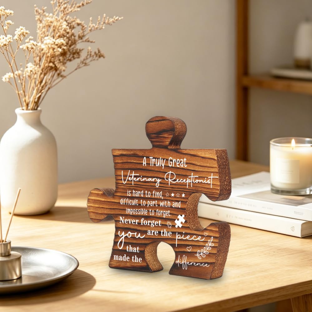 Veterinary Receptionist Appreciation Desk Decor Thank You Gift for Vet Clinic Staff Wooden Puzzle Desk Sign Coworker Recognition Animal Hospital Office Decorative Signs Plaques Y2C50