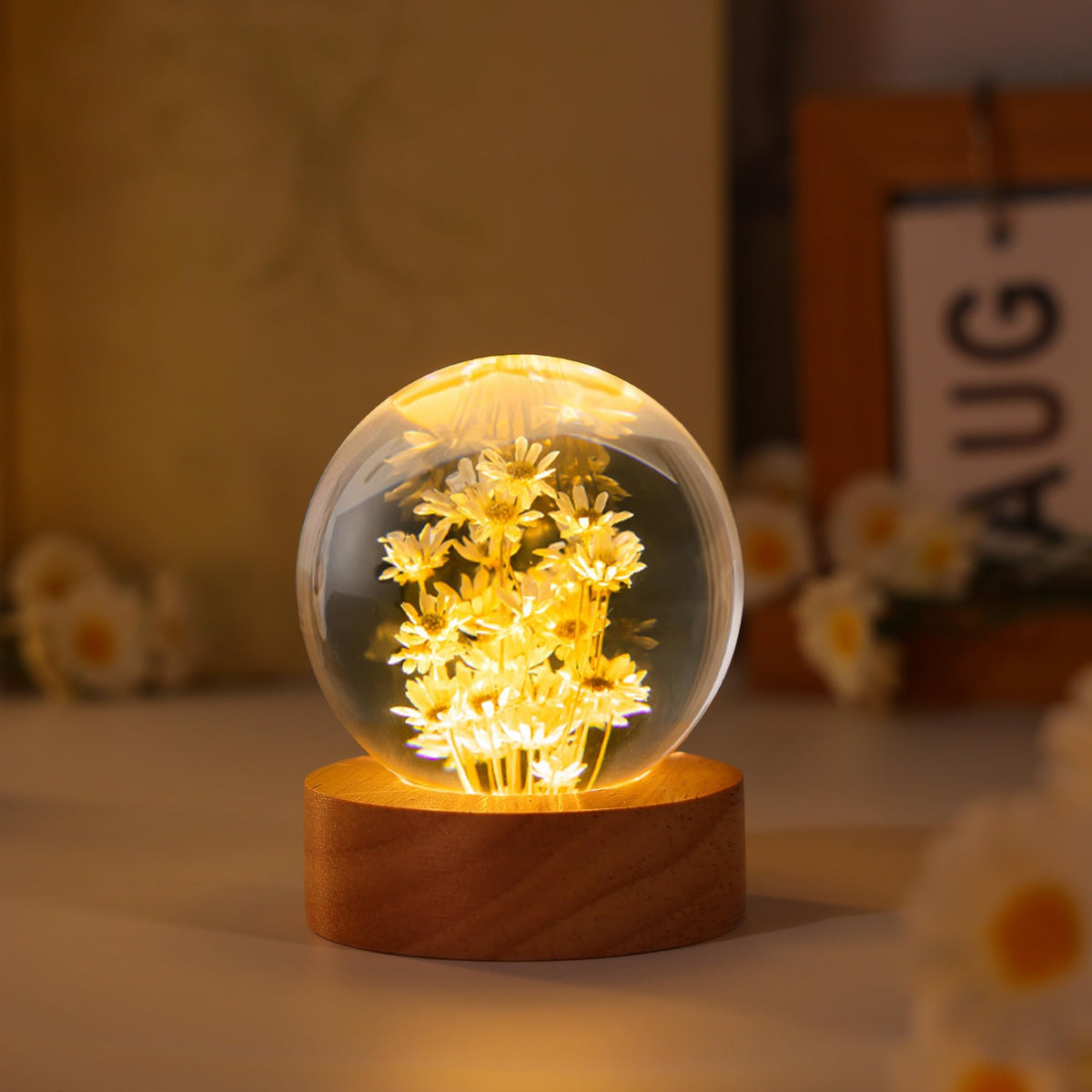 Daisy Decor Gifts,Daisy Flower Lamp Crystal Ball Night Light,2.4 Inch Glass Ball Lamp with LED Wooden Base,Soft Warm White Lighting for Women Best Friends Sister Birthday Xmas Aesthetic Gift(Yellow)