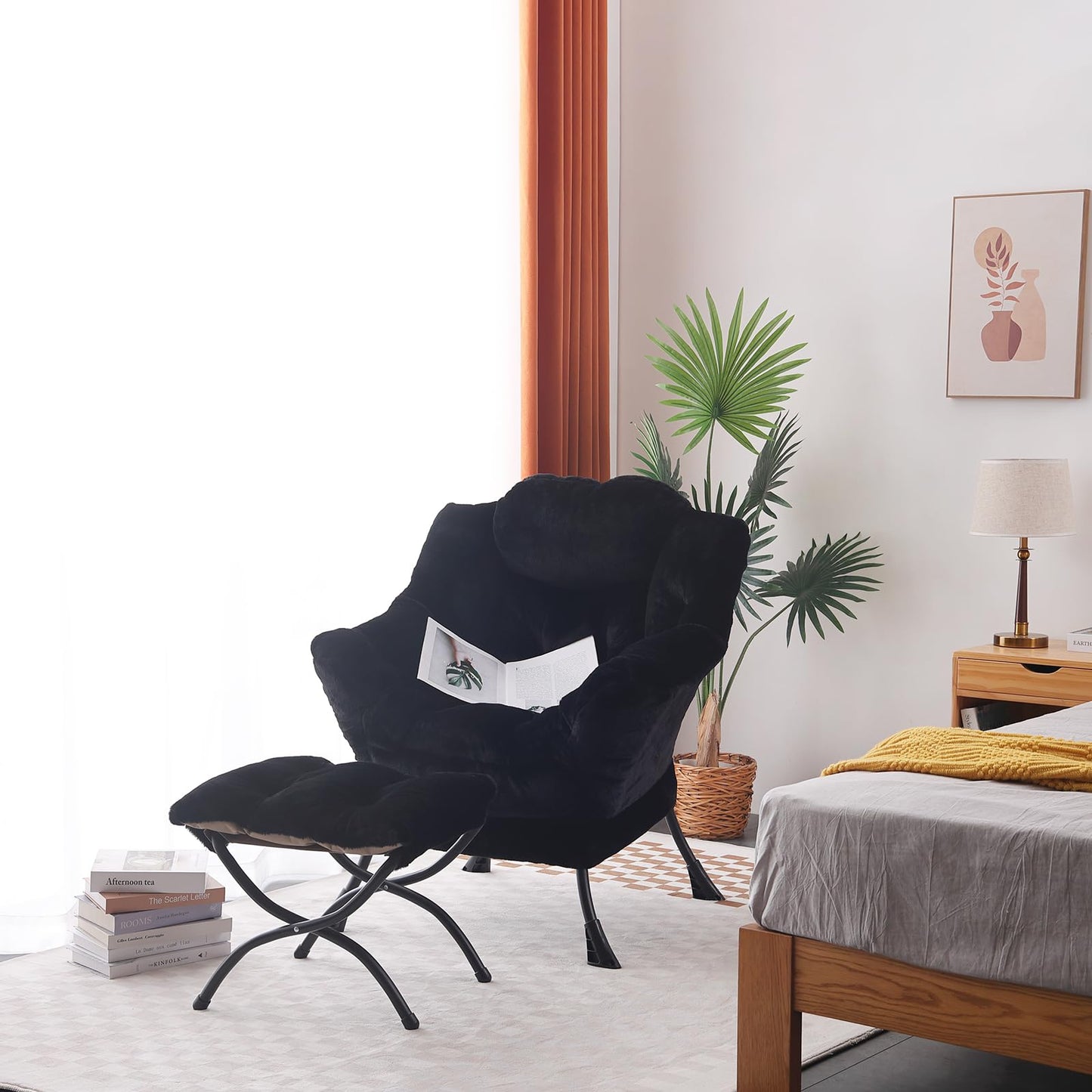 LITA Modern Accent Leisure Upholstered Sofa Chair, Lounge Reading Chair with Armrests and a Side Pocket for Living Room, Bedroom & Small Space, Plush Black