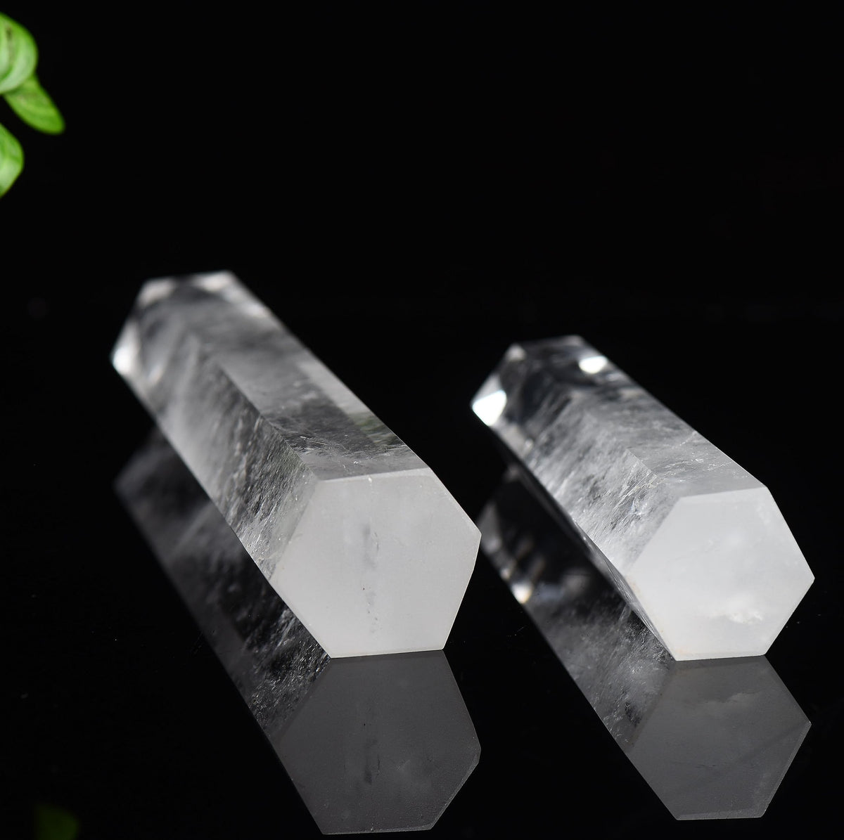 WUYOUSHI Large Clear Quartz Healing Crystal Tower 5.9-6.69" Natural Crystal Wand 6 Faceted Chakra Crystal Point Reiki Meditation Therapy
