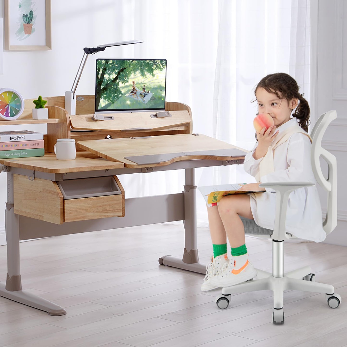 Costzon Kids Desk Chair, Adjustable Children Study Computer Chair with Arms & Wheels, Student Swivel Rolling Task Chair, Ergonomic Kids Office Chair for Boys Girls Age 4-12, Home Bedroom School, Grey