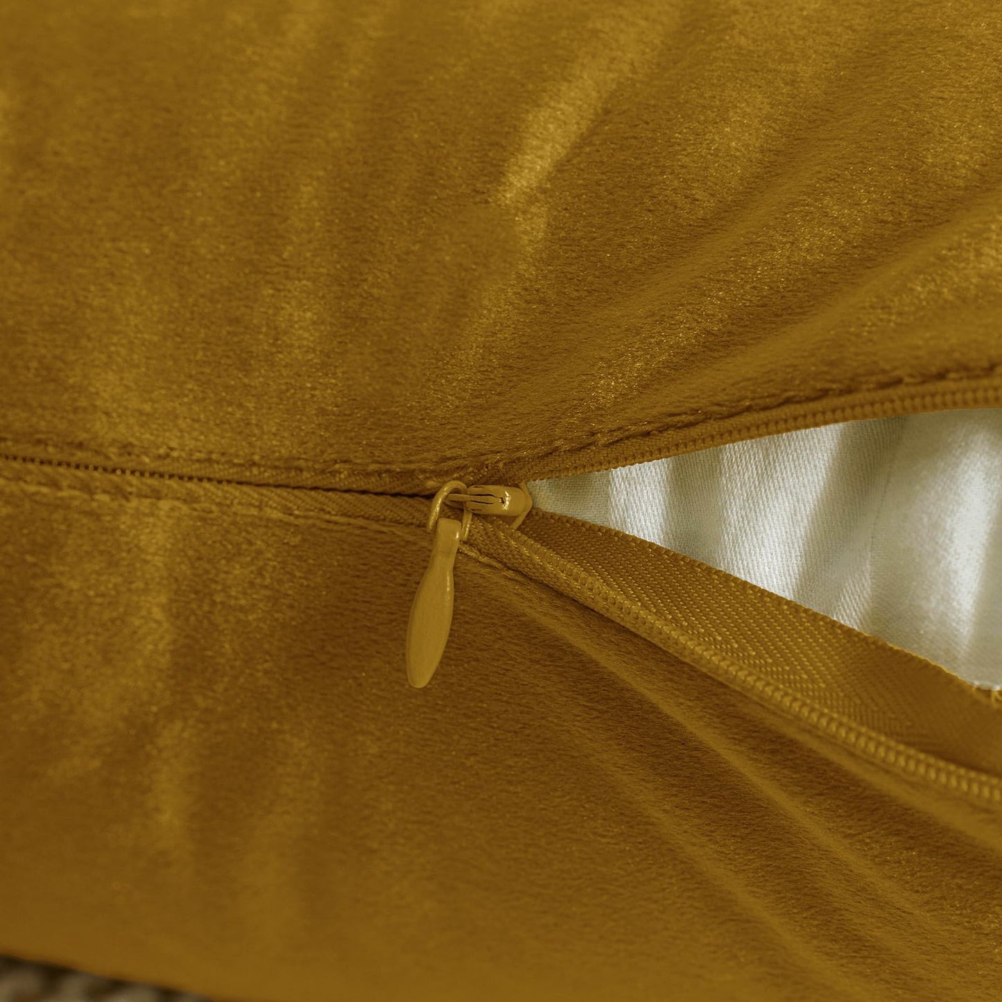 HWY 50 Dark Gold Velvet Throw Pillow Covers 18x18 Inch, Pack of 2 Soft Cozy Solid Decorative Luxury Cushion Cases for Couch Sofa Bed Living Room Bedroom