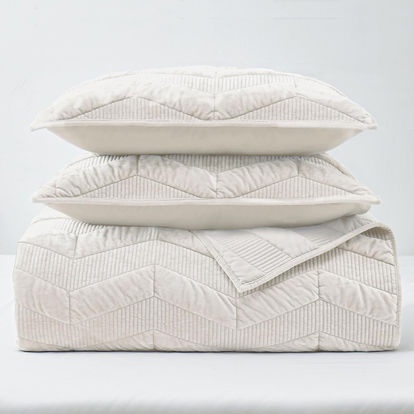 SHALALA Velvet Quilt Set Queen Size,Ultra Soft Luxury Lightweight Summer Velvet Comforter Set, Oversized Bedspread Coverlet with 2 Shams Geometries Pattern,for All Season(Ivory,Full)