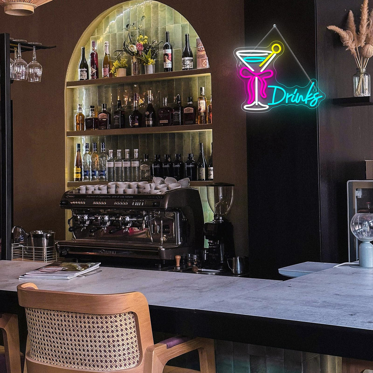 VVYXX Drink Bow Cocktail Glass Neon Sign LED Neon Light Up Sign for Wall Home Decor Bedroom Business Club Party Bars Shop USB Powered Really Pretty Neon Decor