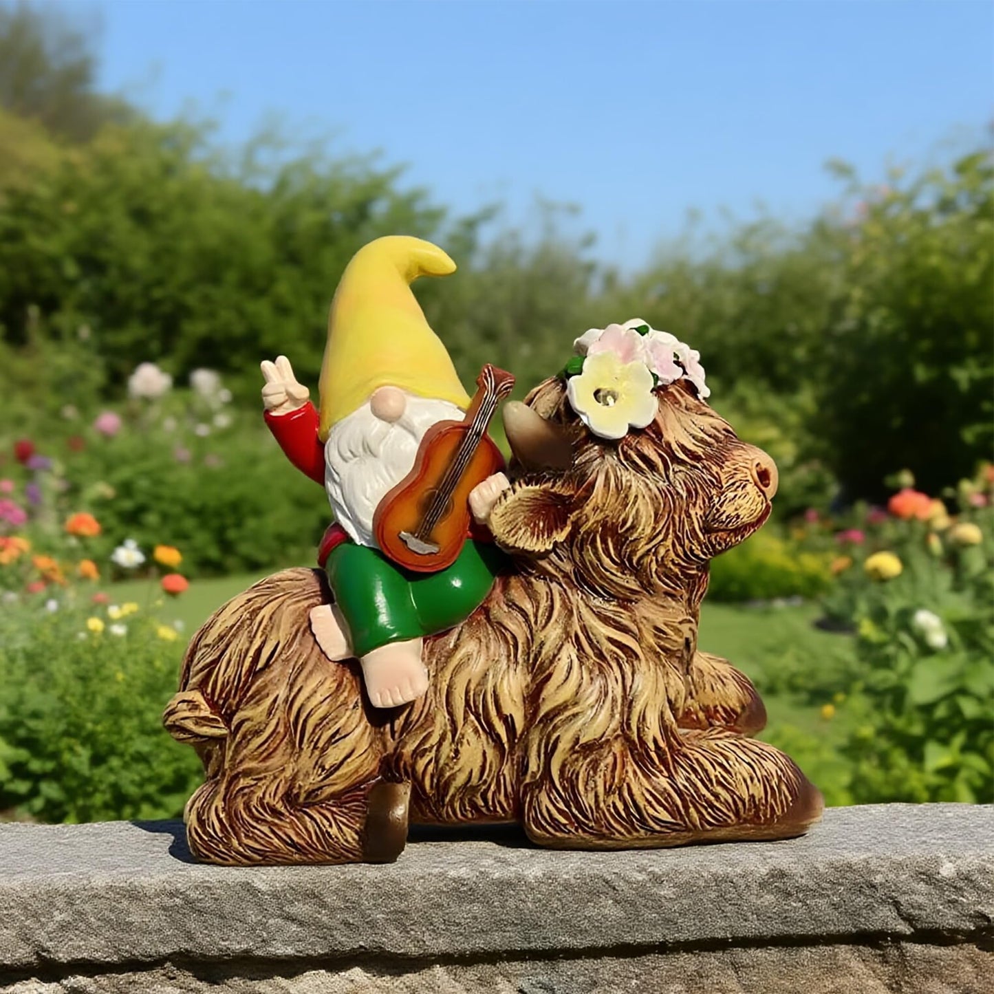 GudaAphrmix Spring Garden Paly The Violin Gnome Highland Cow Solar Statues, Summer Gnome Outdoor Resin Sculpture Decor for Home Table Patio Lawn Yard Porch Balcony, Housewarming