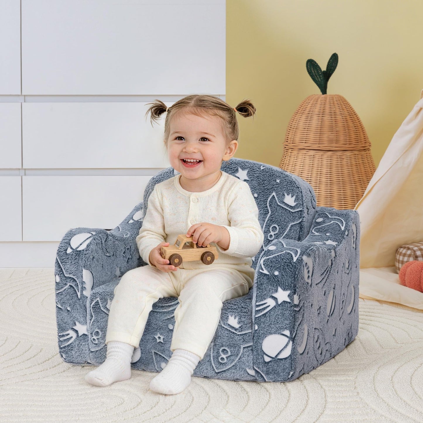 aodisman Thick Comfy Kids Chair and Couch, 2-in-1 Soft Foldable Plush Kids Sofa, Foam Seating for Reading and Play, Removable Washable Cover,Deep Blue Galaxy
