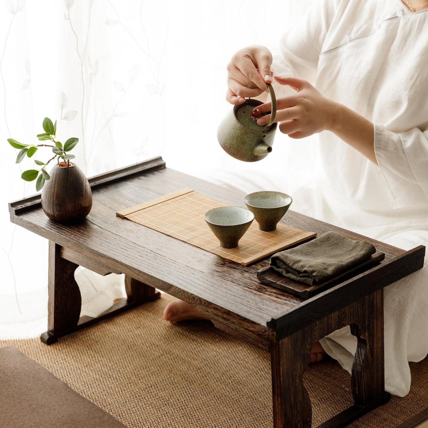 Timwooly Japanese Wood Floor Table with Foldable Legs - Coffee Tables for Living Room, Bed Desk Tray,Meditation Altar, Laptop Desk