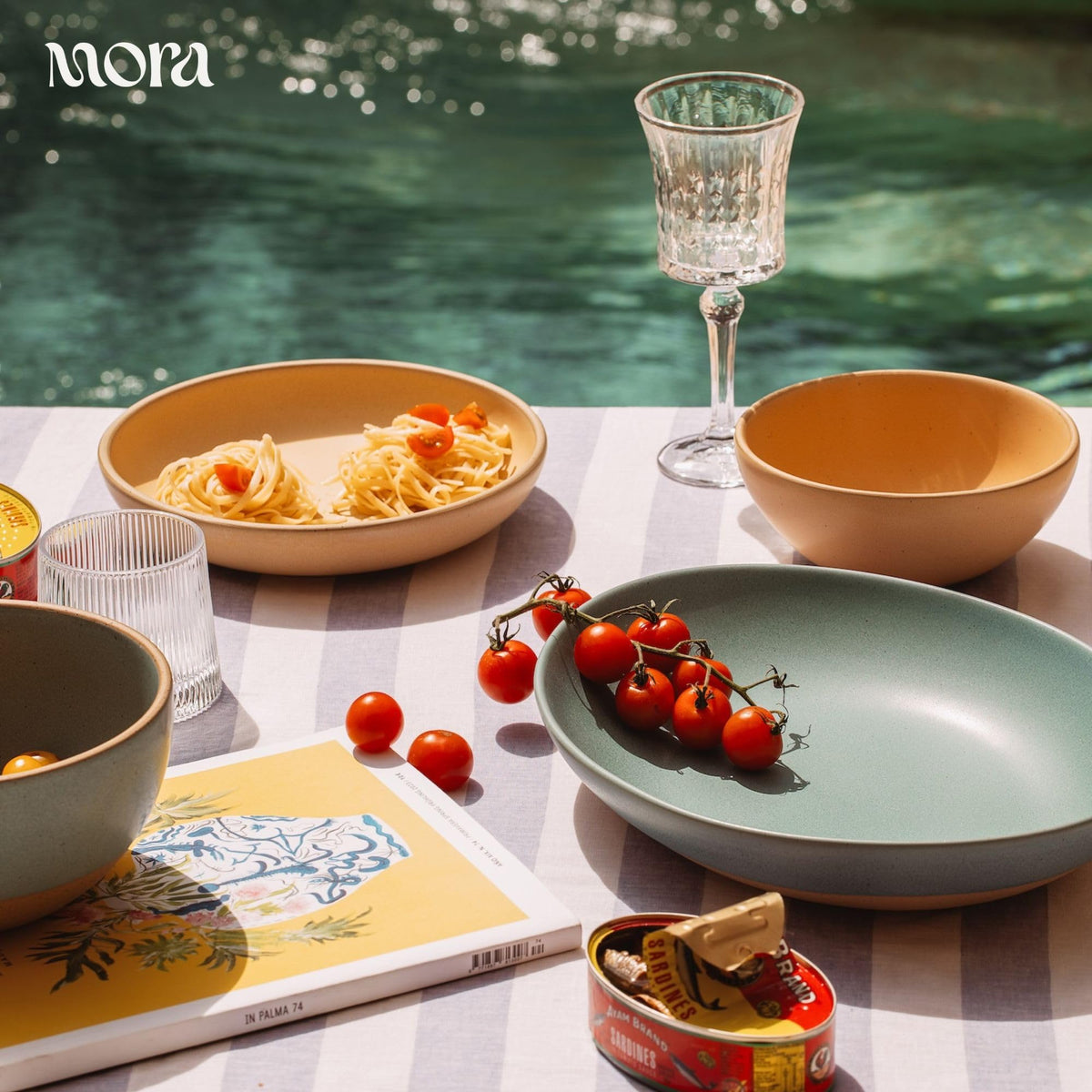 MORA Medium Bowls Set of 4, 28oz Ceramic Pottery Everyday Bowls - Microwave, Oven and Dishwasher Safe - Merrigold