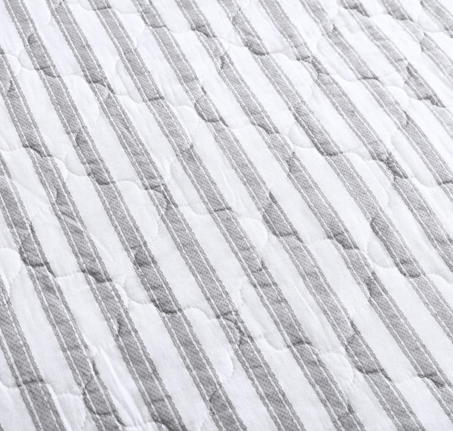 Stone Cottage - Daybed Cover Set with Shams & Breakfast Pillow Cover, Reversible & Lightweight Bedding, Pre-Washed for Extra Softness, Willow Way Grey