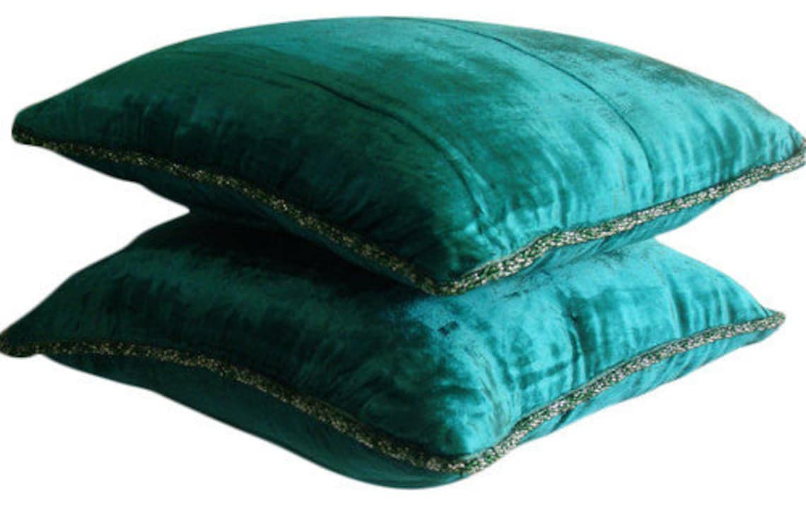 HomeCentric Royal Peacock Green Throw Pillow, 20x20 inch, Velvet Square - Solid Contemporary Design with Bead Cord