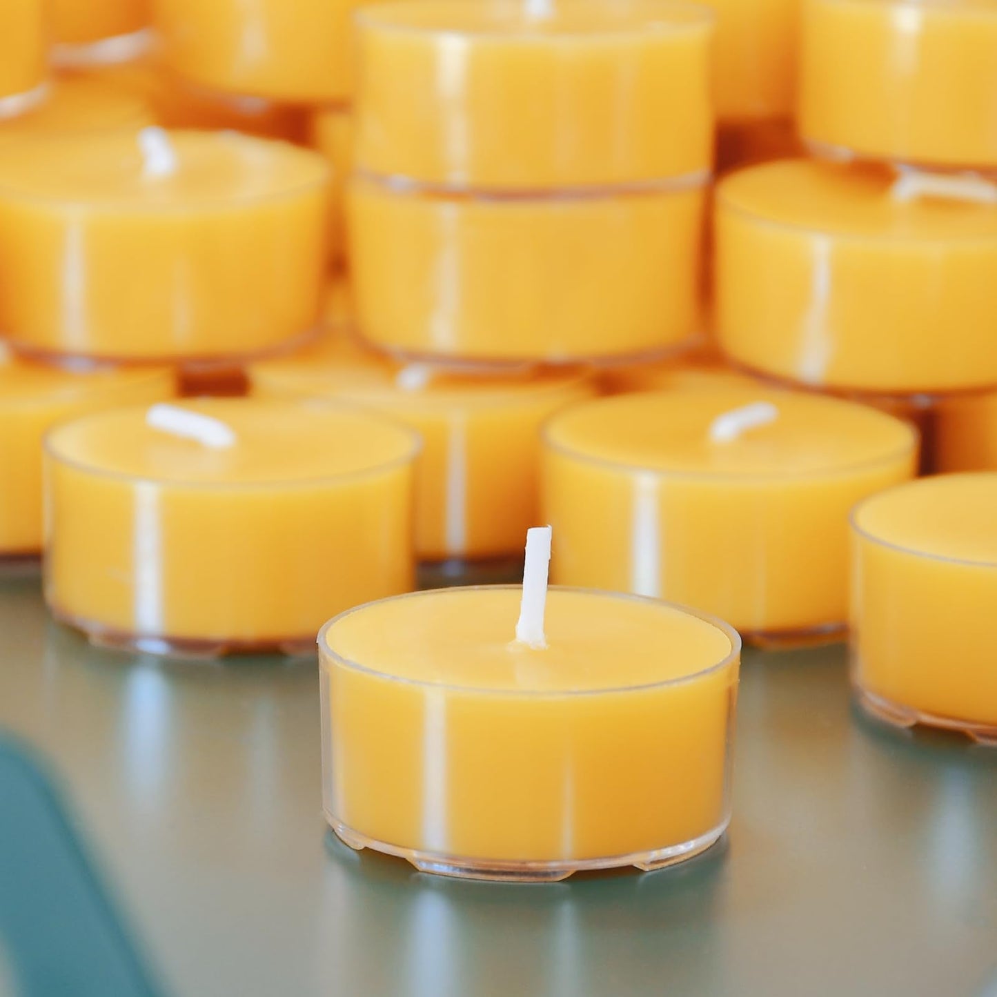 DEYBBY Natural Beeswax Tealight Candles 200 Pack, Unscented Small Beeswax Candles Bulk in Clear Cup, 4-5 Hours Burn Tea Light Candles for Home Decor Emergency Bath Relaxation (Yellow)