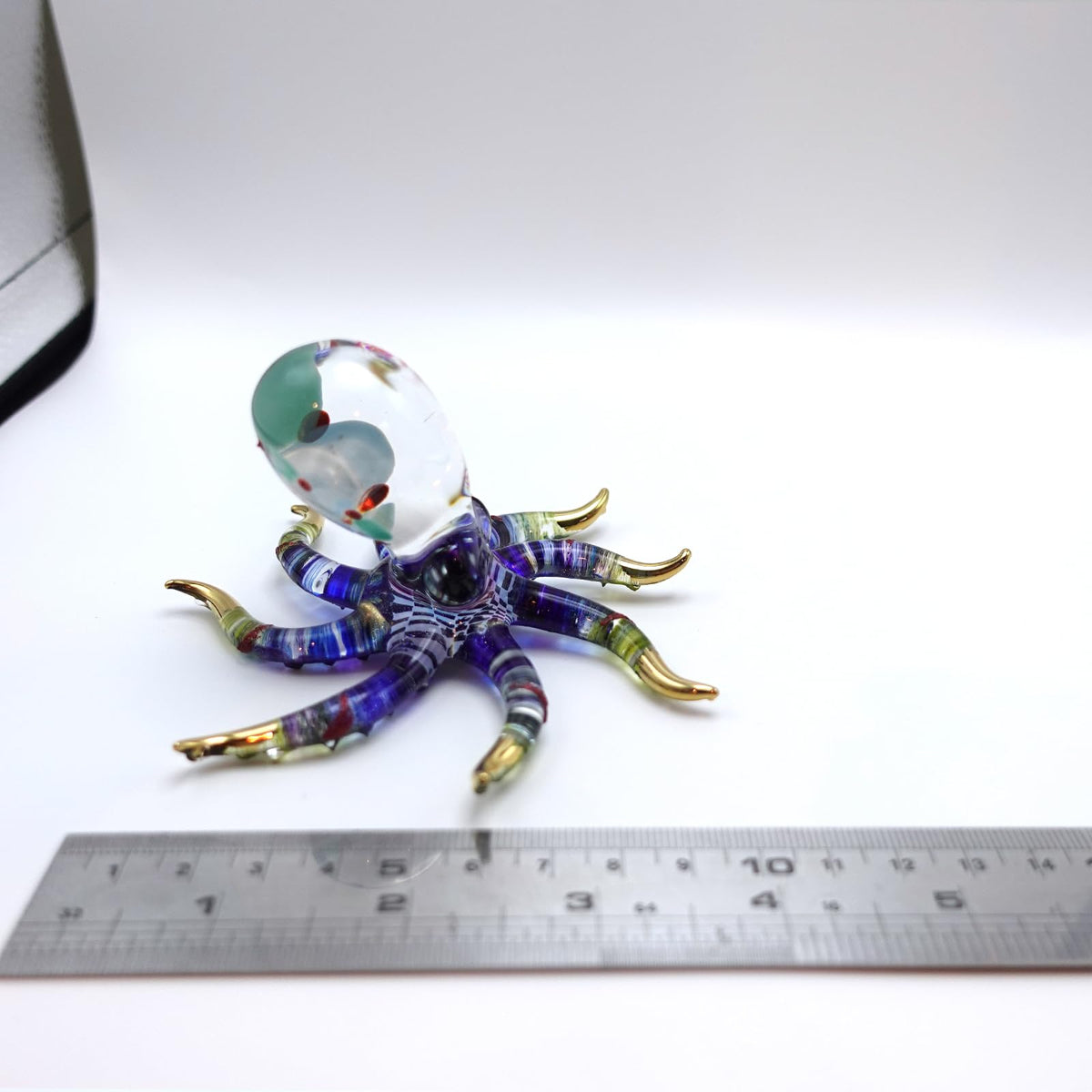 Sansukjai Octopus Glass Handmade Figurine – Detailed Hand-Painted Blown Glass Sea Animal Sculpture with 22K Gold Accents – Collectible Marine Life Art & Unique Ocean Gift Décor (4 inches Multi-Blue)