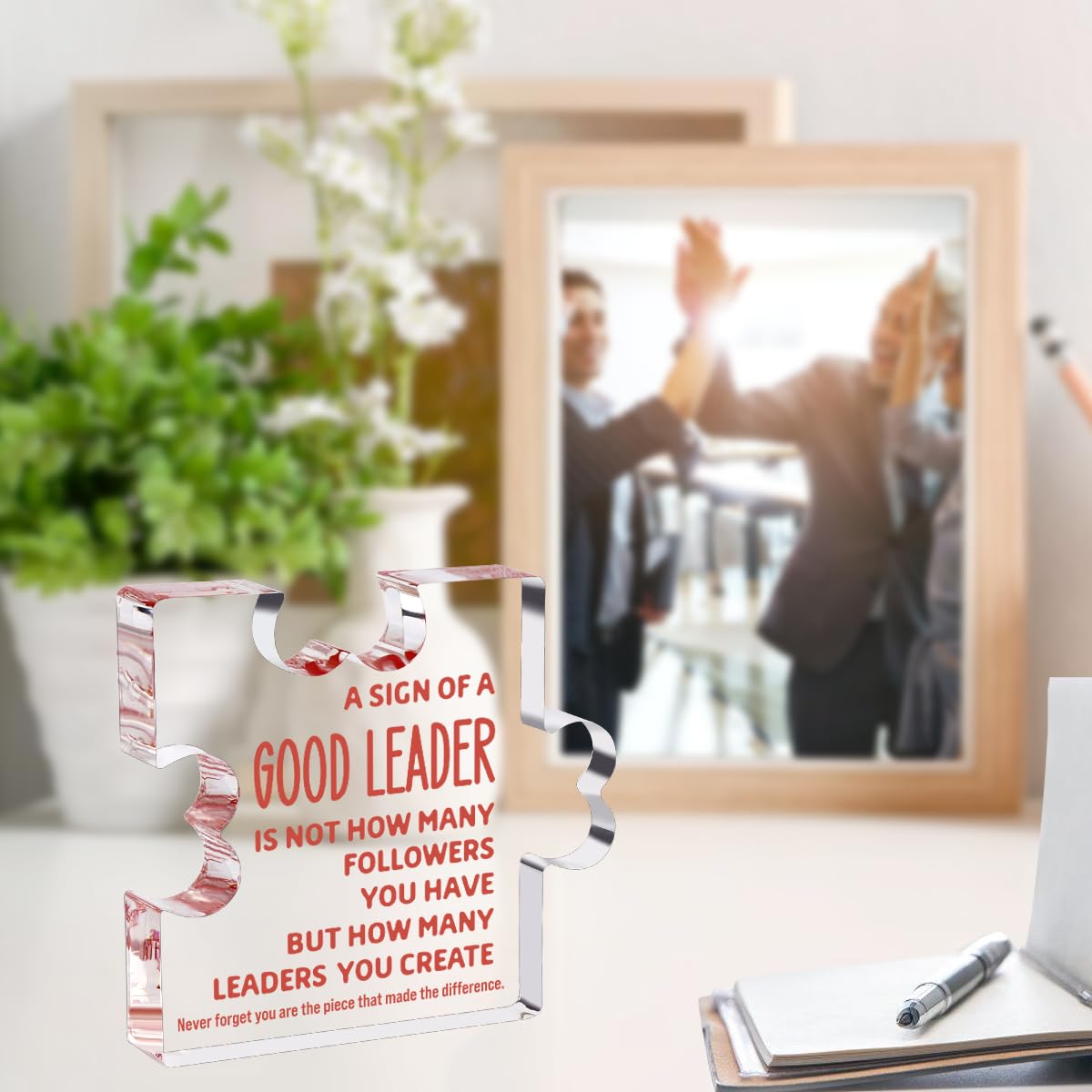 TuSuQing Thank You Gift for Good Leader Boss Supervisor Manager - Retirement Coworker Farewell Promotion Celebration Christmas Birthday - Office Irregular Acrylic Decor Table Signs