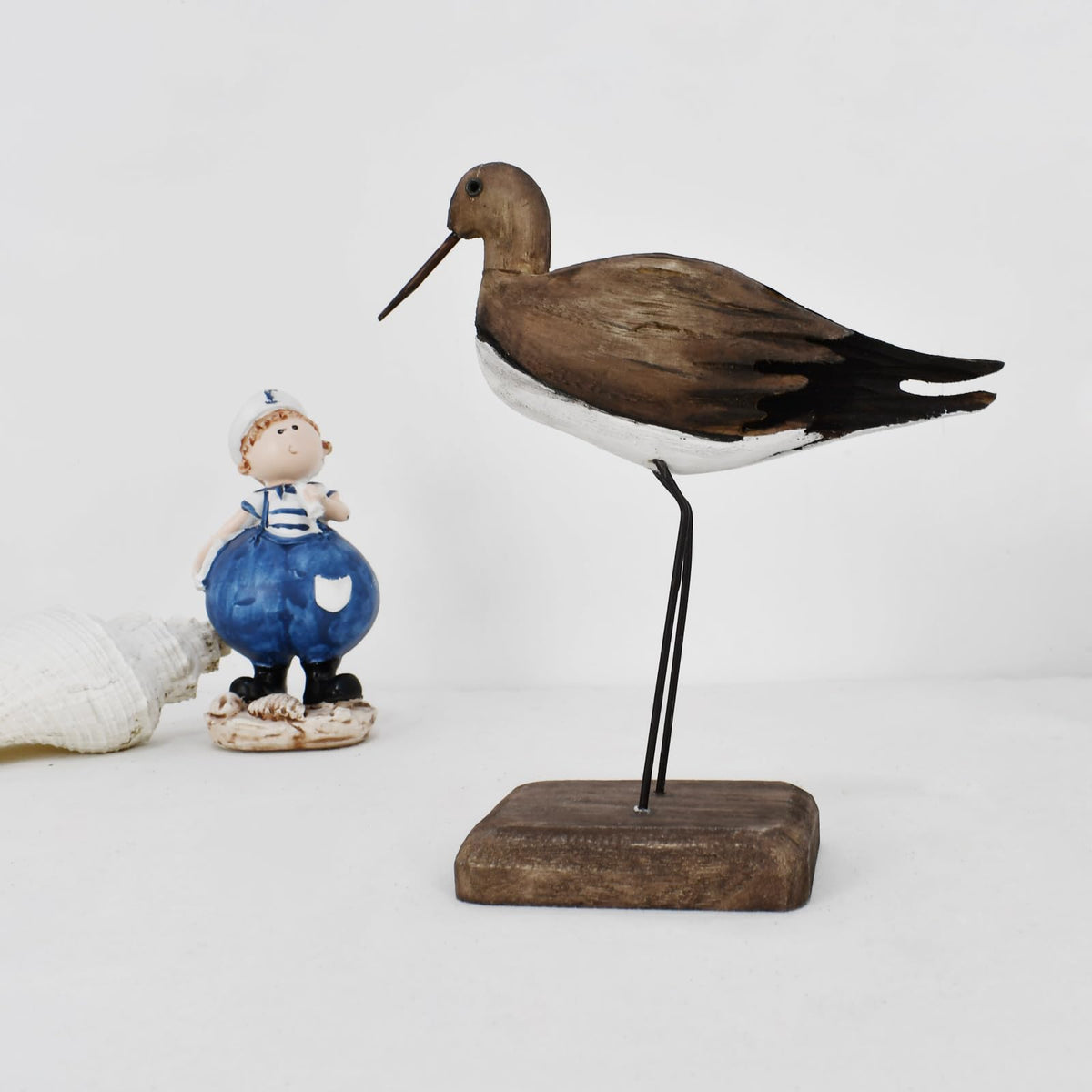 wovorins Wood Bird Statue Nautical Decor Decorative Sea Birds Sculpture Wooden Tabletop Figurine Coastal Ocean Beach Themed Decoration for Home Yard Bathroom Living Room (6.7" H)