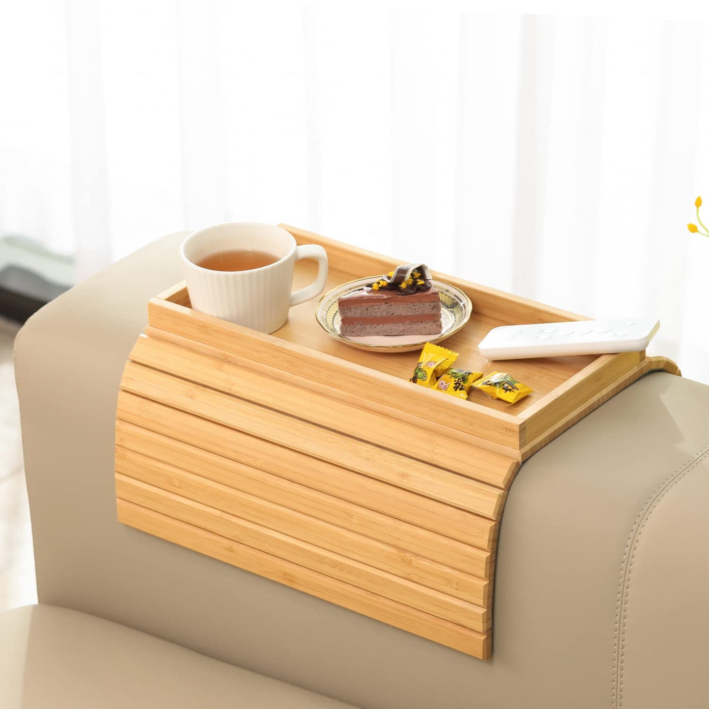GEHE Bamboo Sofa Arm Tray, Foldable Couch Arm Tray Side Table, Anti-Falling Armrest Tables Cup Holder for Snacks, Drinks, Beers, Phone, Control, Flexible and Portable, Anti-Slip
