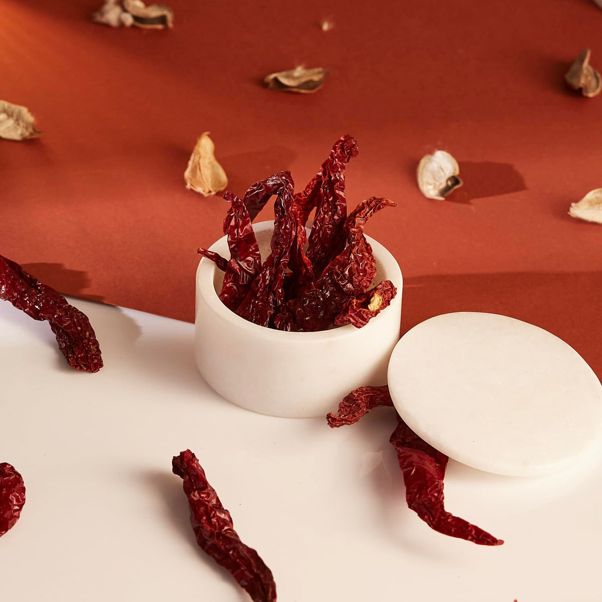 Queenza White Marble Salt Cellar with Lid – Handmade 3 Inch Marble Salt Bowl, Kosher Salt Keeper, Spice & Herb Container