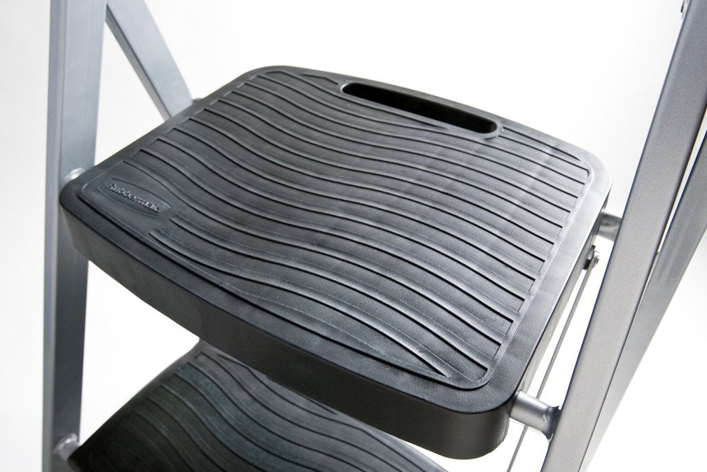 Rubbermaid 3-Step Steel Ladder,Folding Step Stool with Hand Grip and Non-Slip Feet, Silver, Tested to ANSI US Safety Standards, No Assembly Required