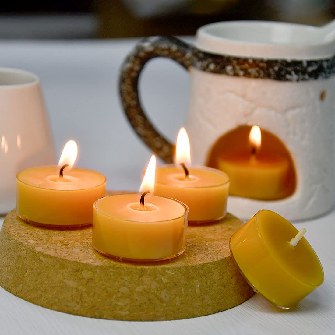 Natural Beeswax Tea Candles, DEYBBY 20 Pack Unscented Pure Organic Beeswax Candles in Clear Cup, Great for Home Decoration Bath Relaxation Emergency