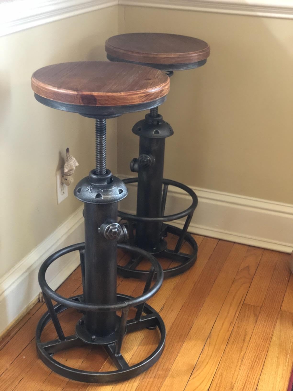 LOKKHAN American Antique Steampunk Deco Vintage Industrial Bar Stool Retro Stylish Fire Hydrant Design Adjustable Swivel Cafe Coffee Pub Kitchen Counter Stools Round Bottom (Silver Grey, Wooden Top)