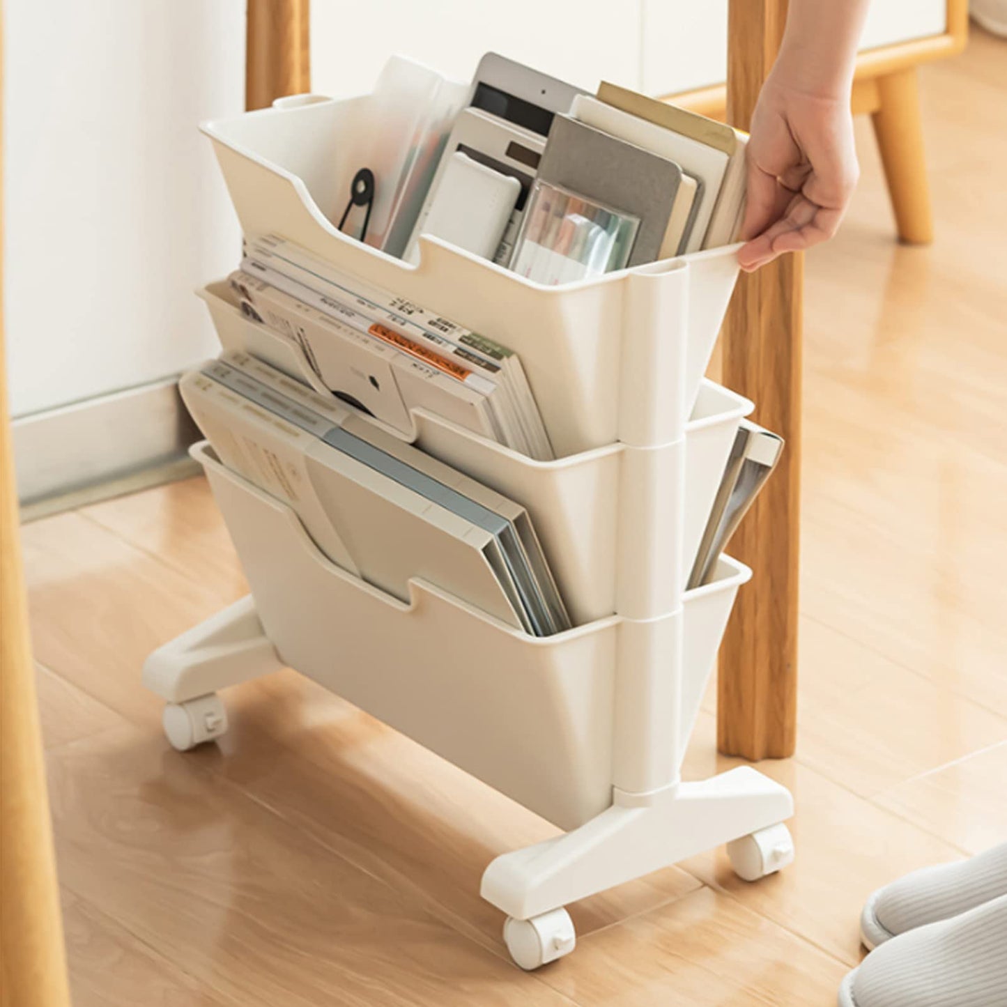 3Tier Mobile Bookshelf, Mobile Bookshelf Bookcases 3 Layers Capacity Bookcase Storage Shelves Under Desk Book Organizer Universal Wheel Rolling Book Cart Movable Storage Bookshelves