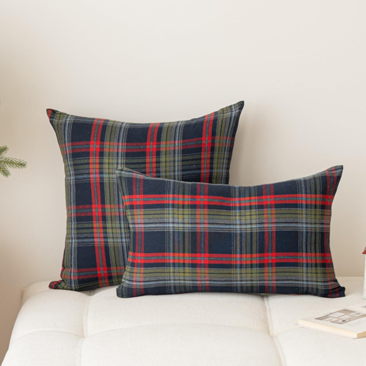 Huierxun Christmas Pillow Covers 18x18 Set of 2, Christmas Decorations Scottish Tartan Plaid Throw Pillow Cases Farmhouse Decorative Square Cushion Case for Sofa Couch Home Decor (Plaid D,18''x18'')