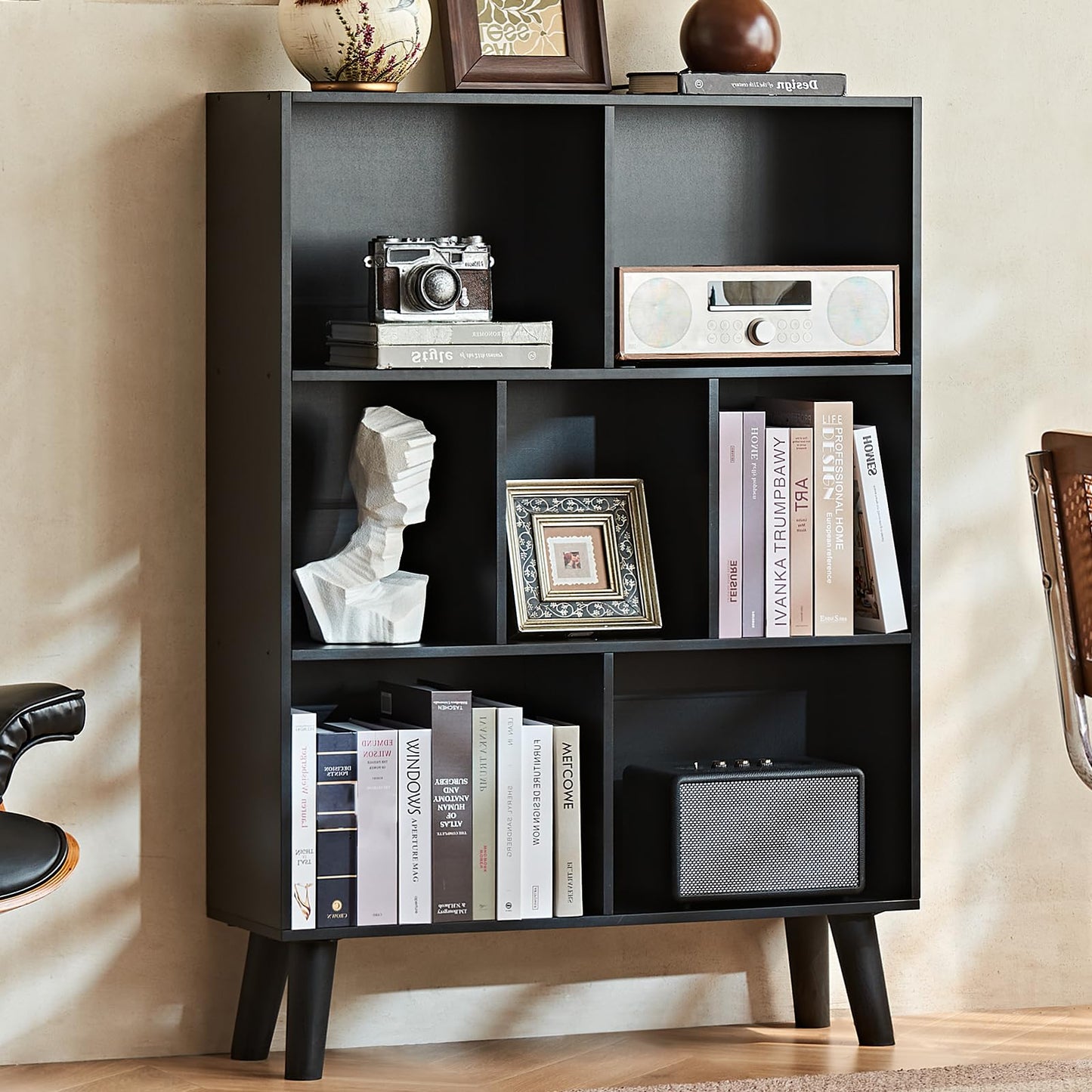 LEYAOYAO 7 Cube Black Bookshelf, 3 Tier Modern Bookcase with Legs, Wood Cubeicals Organizer Storage Open Shelves, Retro Display Book Shelf, Freestanding Short Book case for Bedroom,Living Room,Office