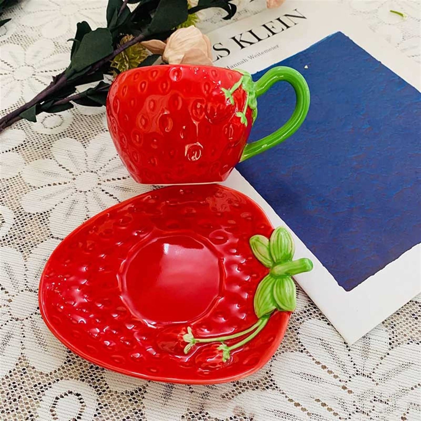 Strawberry Ceramic Cup Red Coffee Cup and Saucer Set Office Coffee Cup Tea Set Cafe Restaurant(201300ml) ()