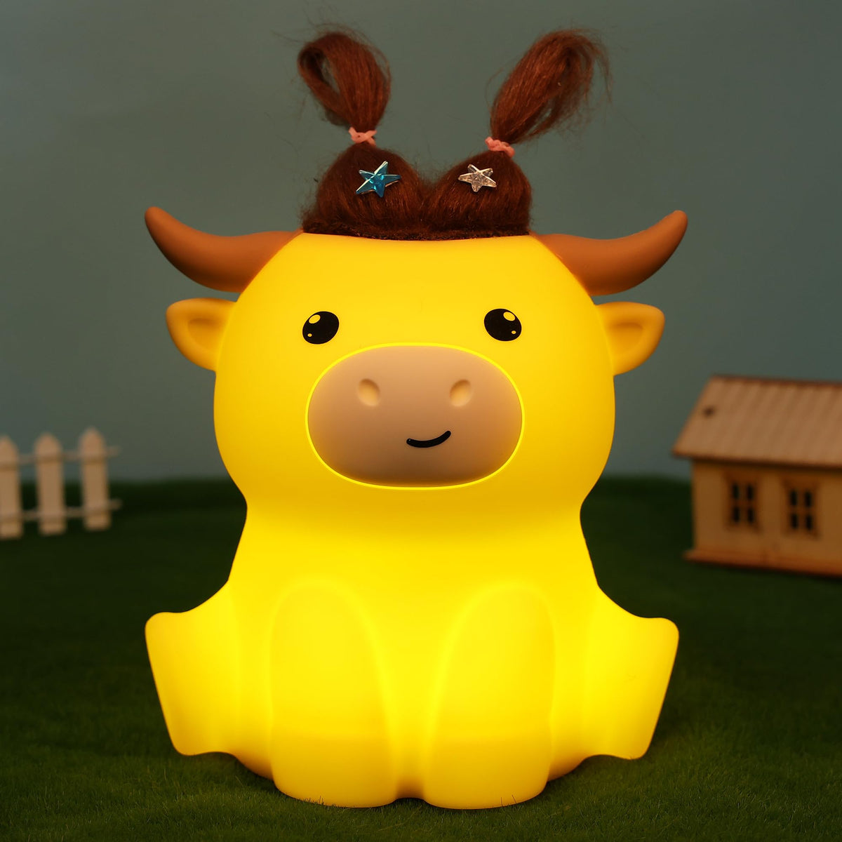 Okayera Highland Cow Night Light, Fluffy Cow Squishy Lamp for Kids, Soft Silicone Animal Nightlamp with 2 Levels Dimmable & 20 Mins Timer, Rechargeable LED Light Gifts for Baby Boys Girls