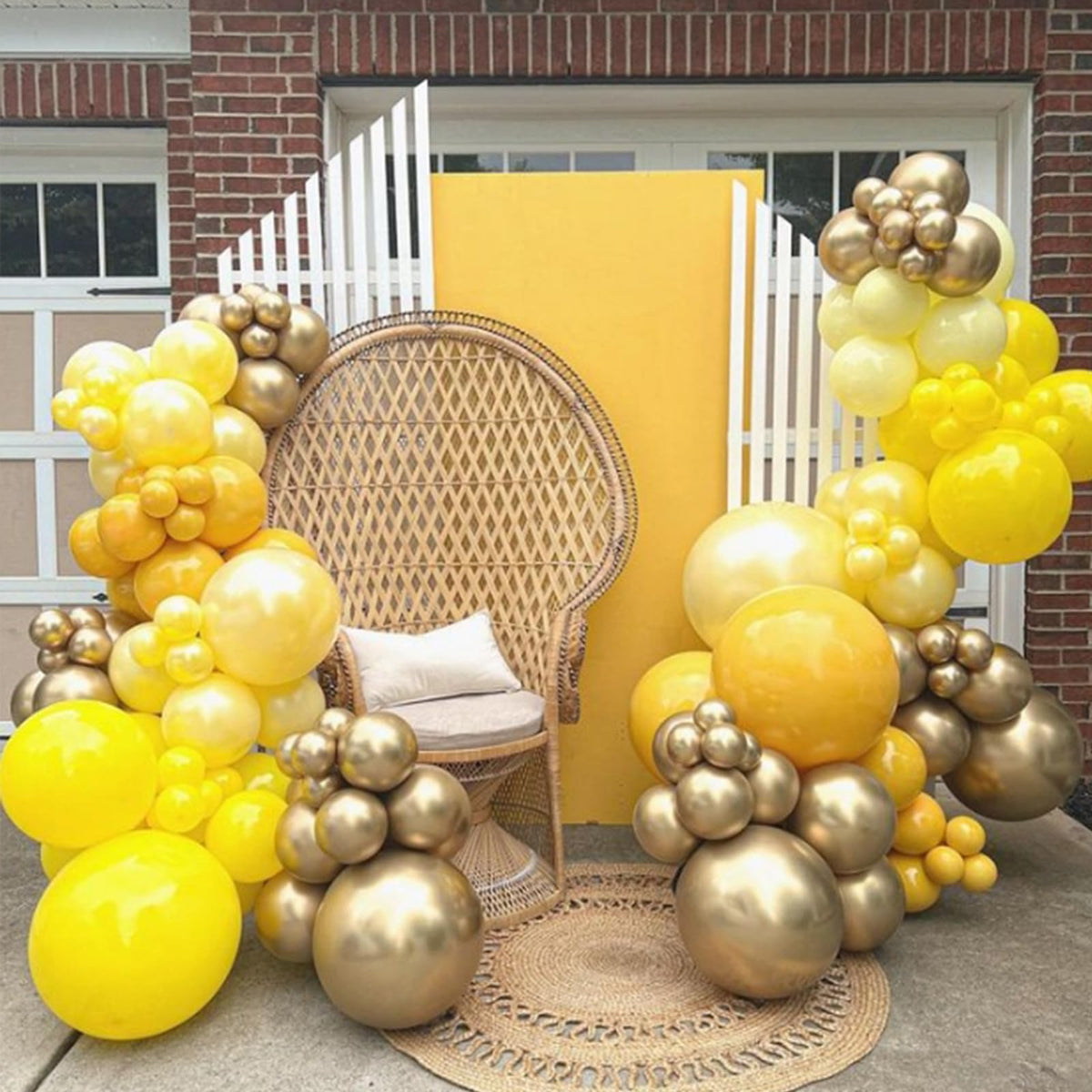 Biapian Yellow Balloon Garland Arch, 115 PCS Yellow White Balloon Arch Kit with Gold White Latex Balloon for Lemon Boho Sunshine Daisy Honeybee Theme Birthday Baby Shower Party Decoration
