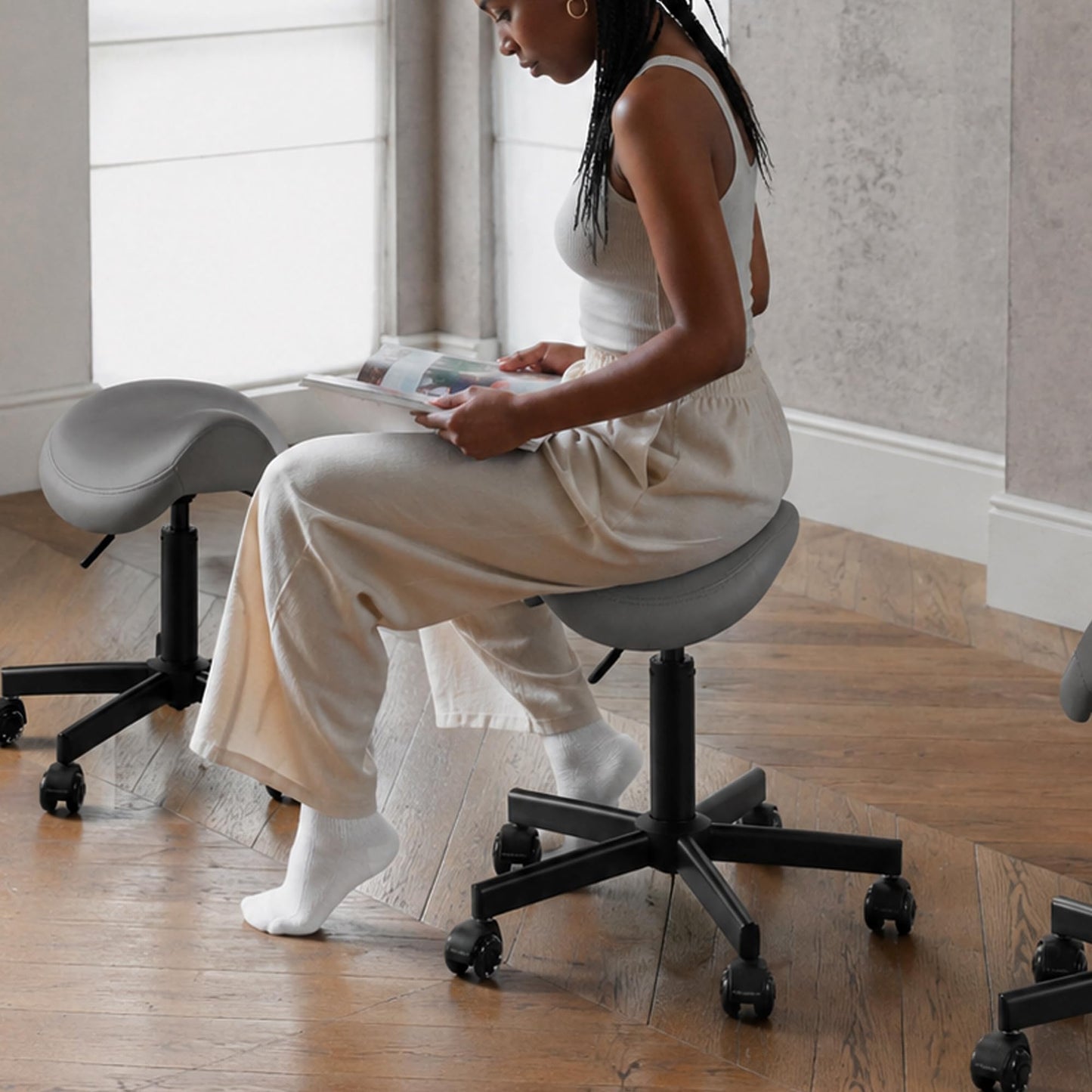 DR.LOMILOMI Haku 506 Series Ergonomic Saddle Stool, Adjustable Pneumatic Swivel Rolling Stool with Wheels for Salon, Medical, Spa, Tattoo, Home and Office, Grey