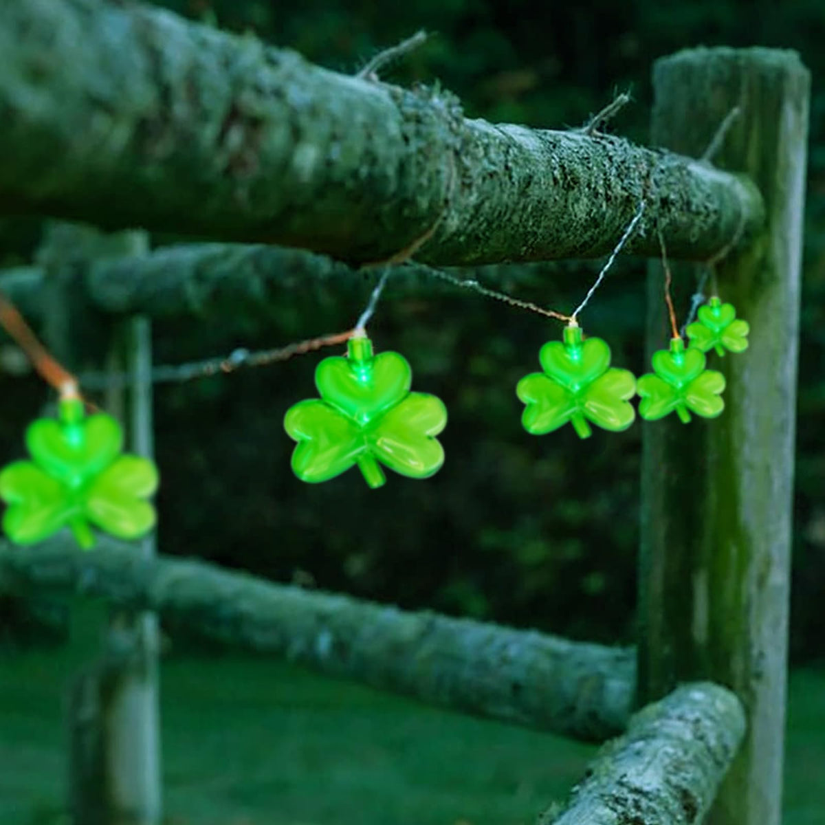 LED Shamrock String Lights Outdoor, 8.5Ft St. Patrick's Day Decorations Lights with 10 Green Clover Light, Plug in Shamrock Fairy Light for Indoor Outdoor St. Patrick's Day Party Irish Window Garden