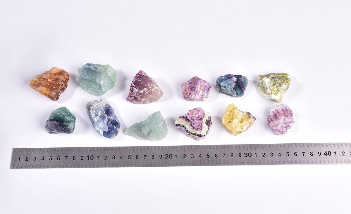 AMOYSTONE 1 LBS Bulk Mixed Fluorite Crystal Set in Display Box - 1-2" Natural Specimens for Office Decor & Collectors