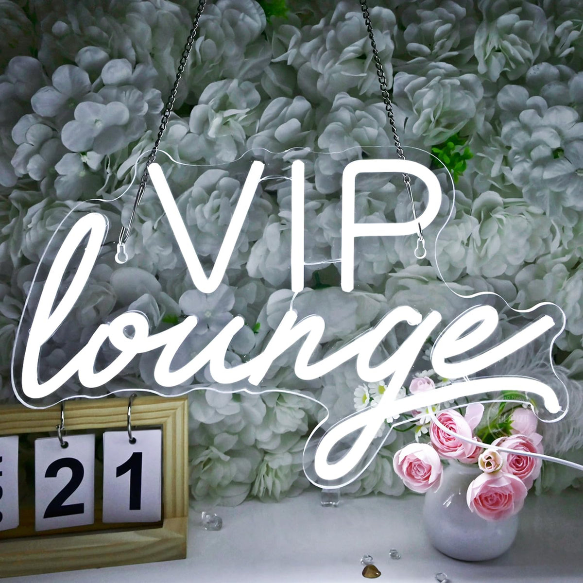 Planzo VIP Lounge Led Neon Light Sign USB Office Hotel Pub Cafe Store Shop Wedding Birthday Party Beauty Salon Airport Railway Station Bistro Nightclubs Wall Sign Decor USB 15.75"X9.65"