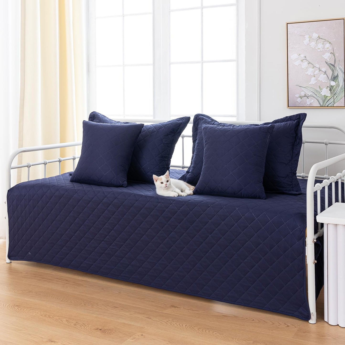 TieyaChkis 5 Piece Daybed Cover Set Twin Daybed Bedding Sets for All Season Lightweight Daybed Comforter with Matching Shams&Decorative Pillows, Double Sided-Quilting Day Bed Cover,39"x75",Navy Blue