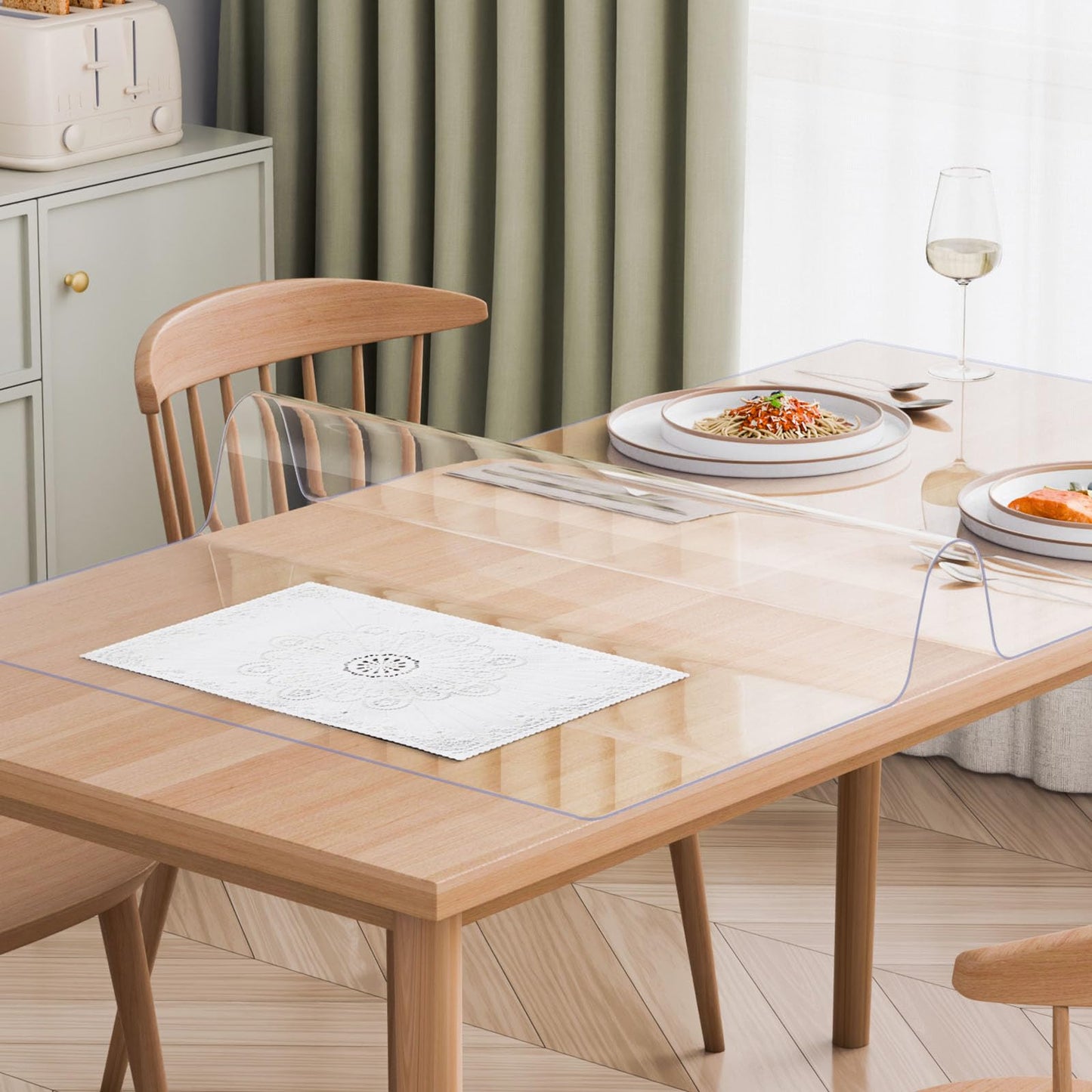 VEVOR Plastic Table Cover, 36 x 54 Inch 1.5 mm Thick Clear Table Protector, Rectangle PVC Desk Mat, Waterproof & Easy Cleaning Desk Pad Tablecloth, for Office, Dresser, Dining Room, Night Stand