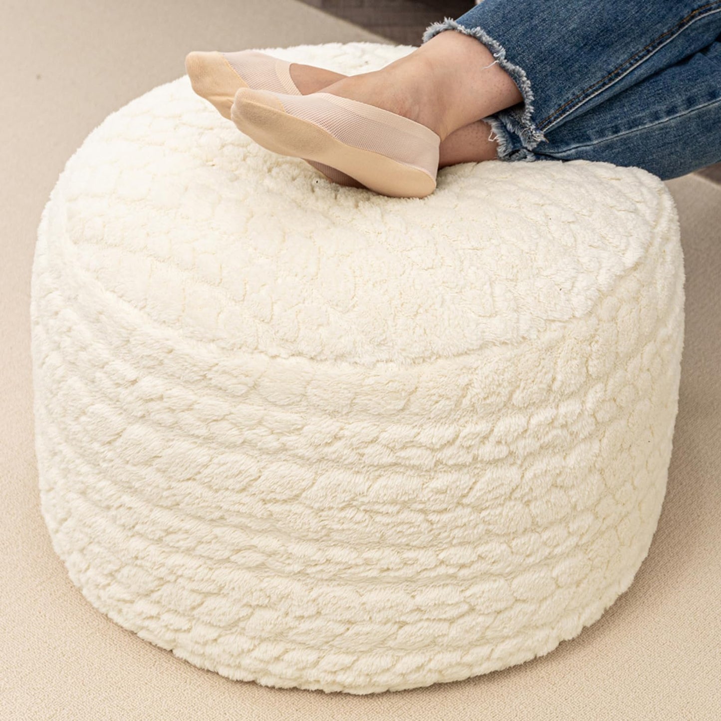 Round Pouf Ottoman 20 x 20 x 14 Inches Boho Poof Home Decor Floor Pouffe Ottoman Foot Rest for Couch Sofa Bean Bag Chairs Living Room Bedroom (Cream)