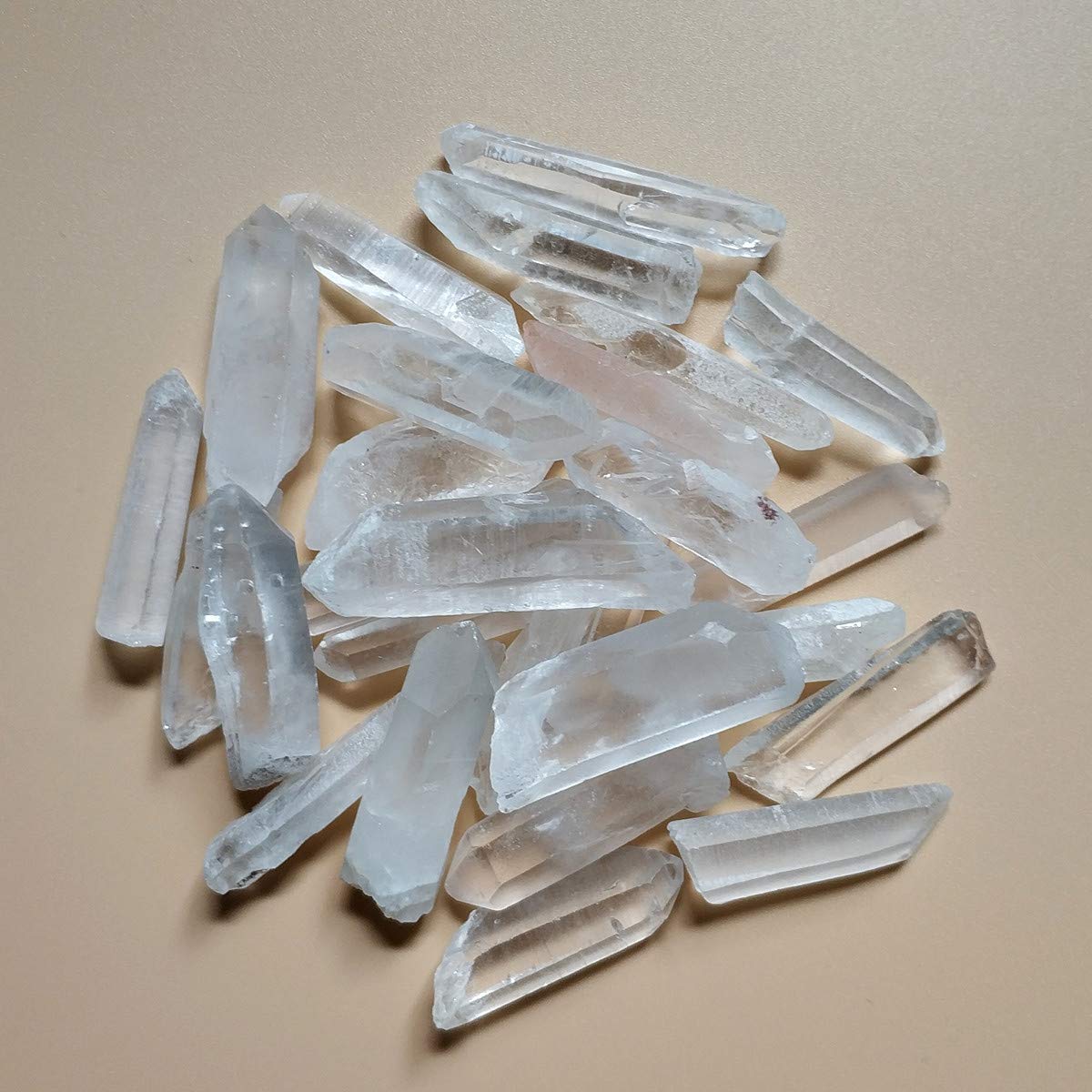 Colorsheng 100g 3.5oz 0.22lb Natural Quartz Crystal Column Points Shards About 20-30 Piece Lot Average Brand