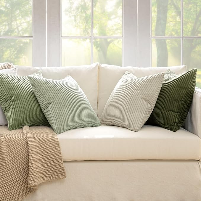 MIULEE Decorative Throw Pillow Covers Set of 4 Summer Light Green Gradient