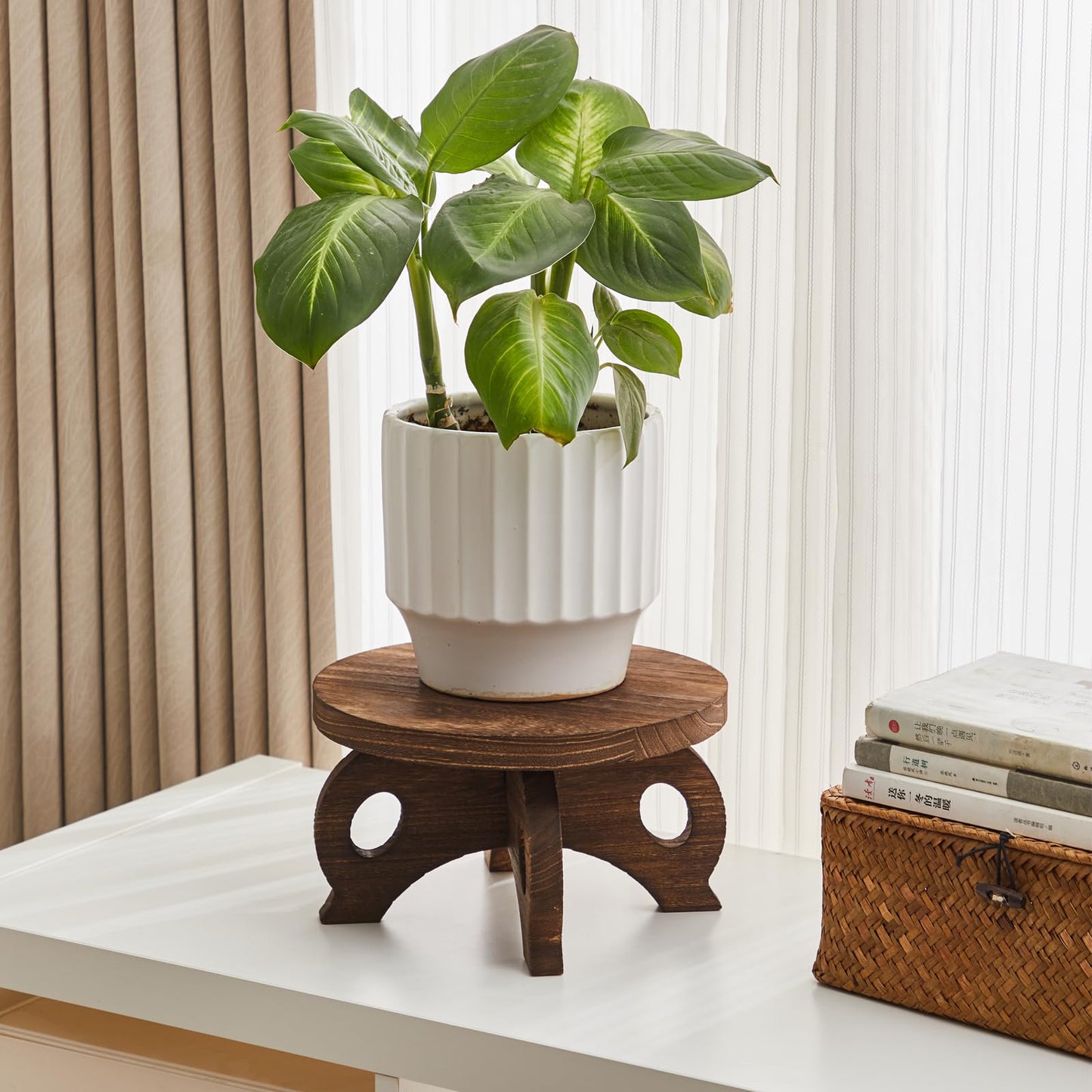 VZODESR Decorative Corner Planter Wooden Plant Stands Indoor Plant Holder Riser Round Display Stands Farmhouse Display Stool Flower Holder Pedestal Board Pine