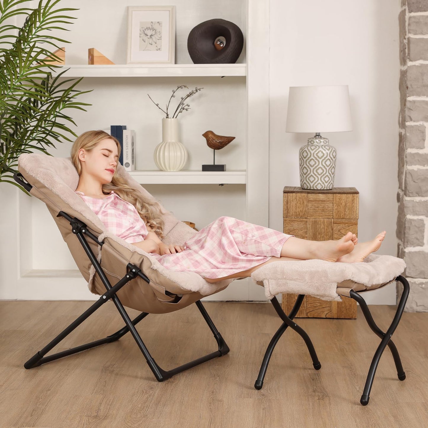 Mordchil HF Comfy Saucer Chair for Adults, Soft Faux Fur Bedroom Chair with Ottoman, Accent Dorm Chairs, Living Room Reading Chairs and Footstool, Folding Seat for Teens, X-Large, Light Khaki