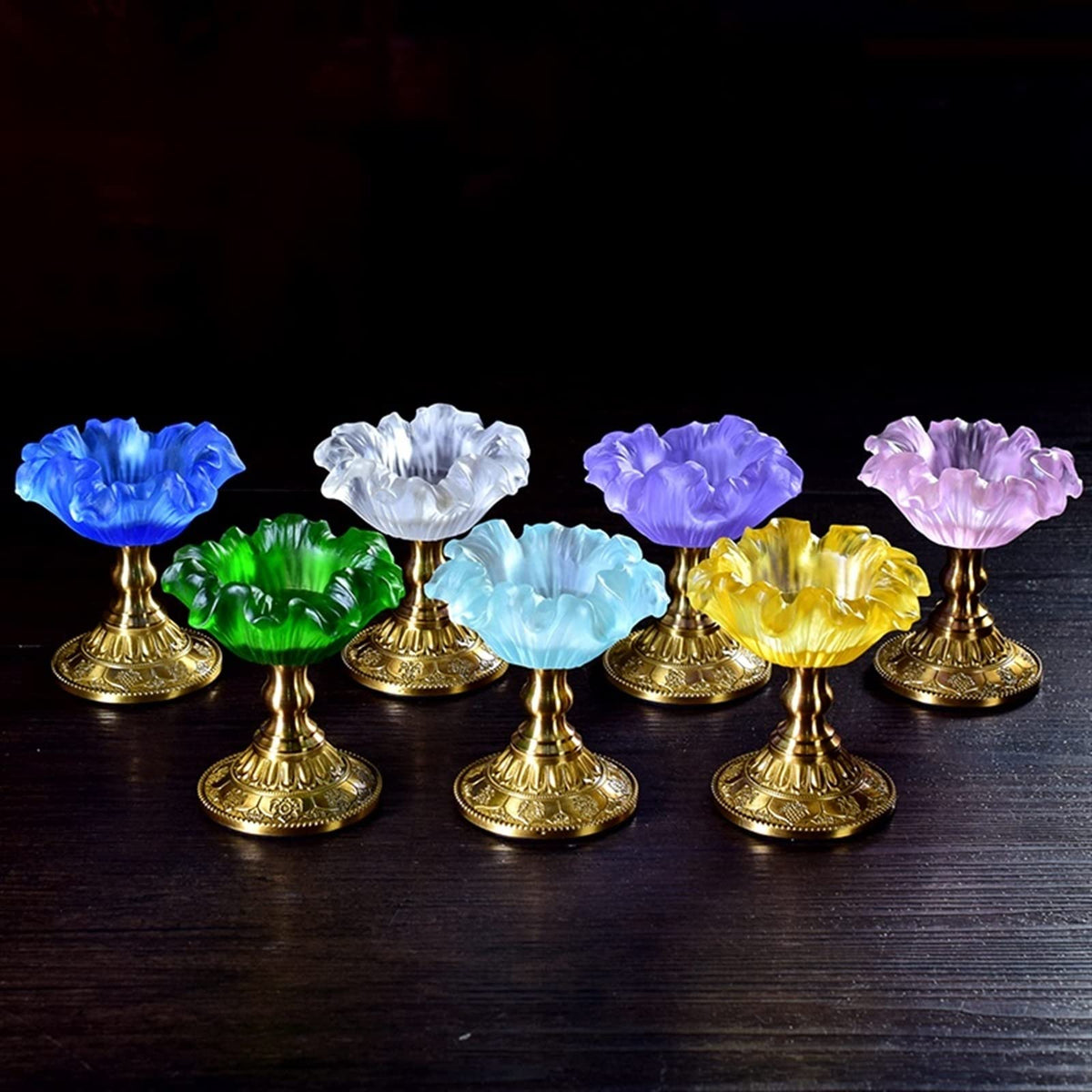 Candlestick Holders Creative Flower Shaped Candlestick Retro Glazed Candle Holder Desk Decoration Copper Base Candle Holders (Color : Green)