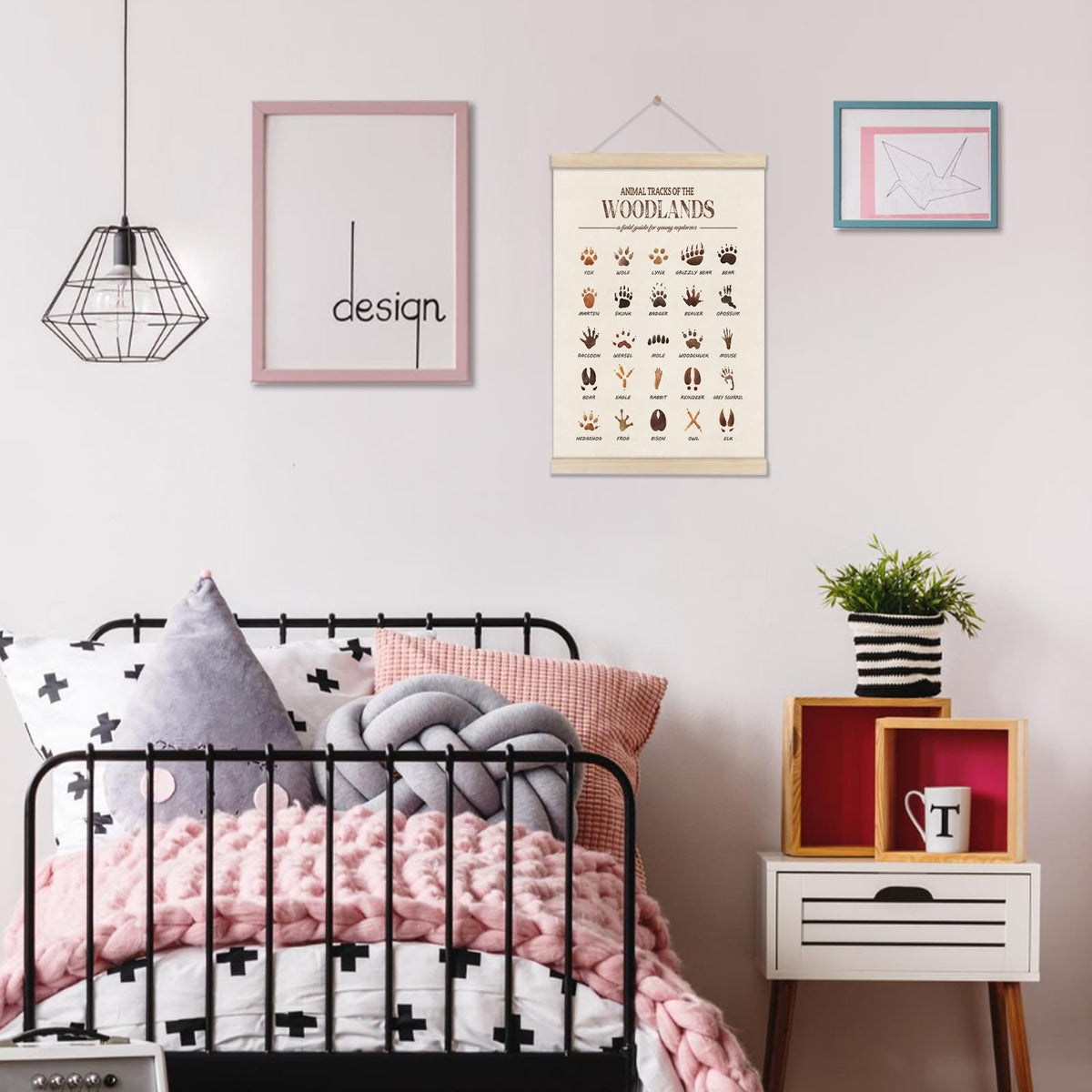 DOI-LANEE Woodland Tracks Poster Hanger Frame, Canvas Artwork Woodland Nursery, Jungle Nursery Decor, Animal Tracks Field Guide Sign, Forest Wall Art, Boy Wall Decor