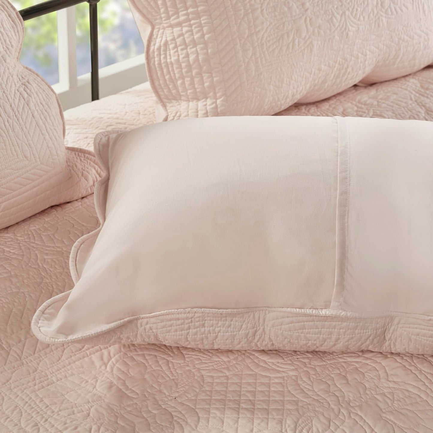 Madison Park Daybed Cover Set-Trendy Damask Quilting with Scalloped Edges All Season Luxury Bedding with Bedskirt, Matching Shams, Decorative Pillow, 75"x39", Tuscany Blush, 6 Piece