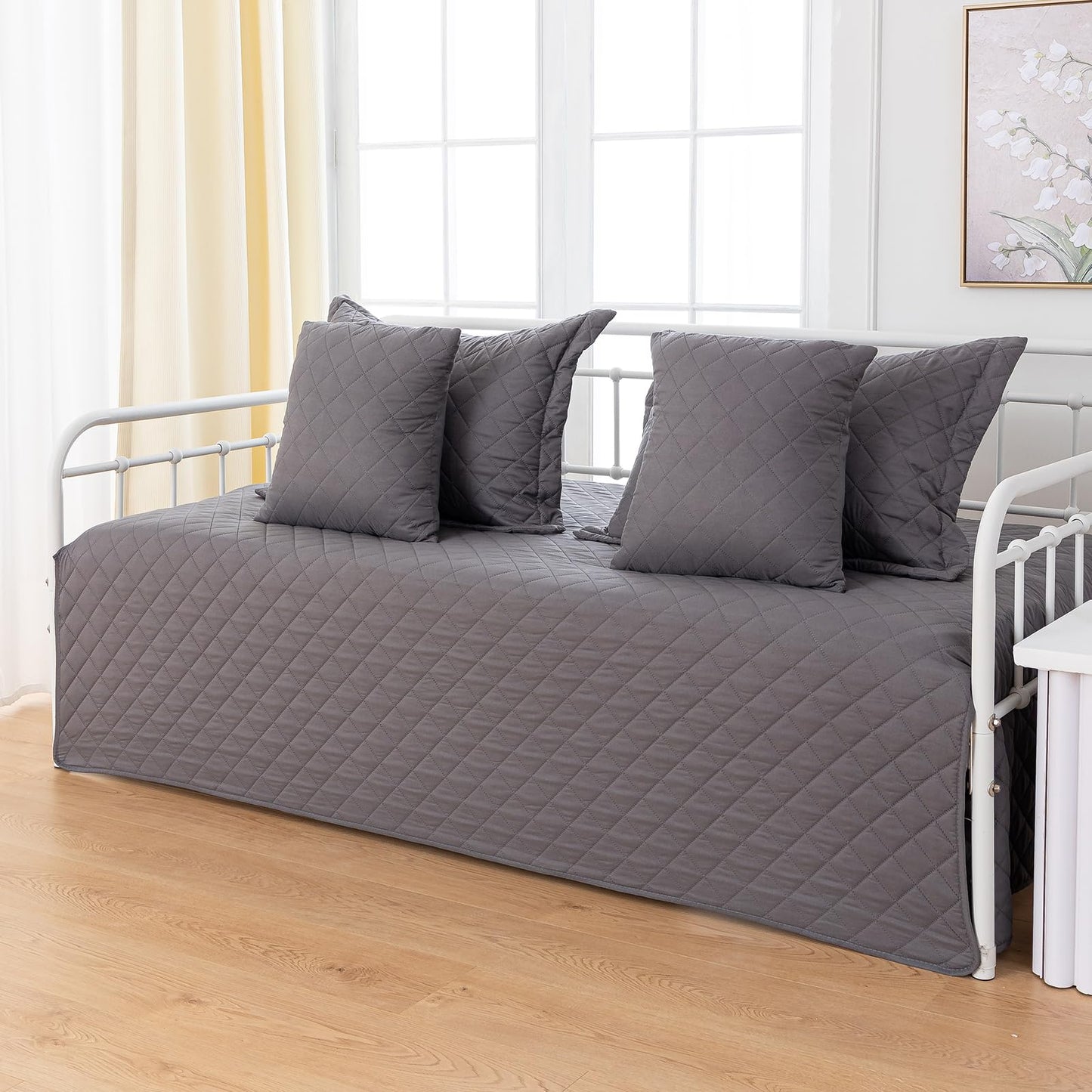 TieyaChkis 5 Piece Daybed Cover Set Twin Daybed Bedding Sets for All Season Lightweight Daybed Comforter with Matching Shams&Decorative Pillows, Double Sided-Quilting Day Bed Cover,39"x75",Gray