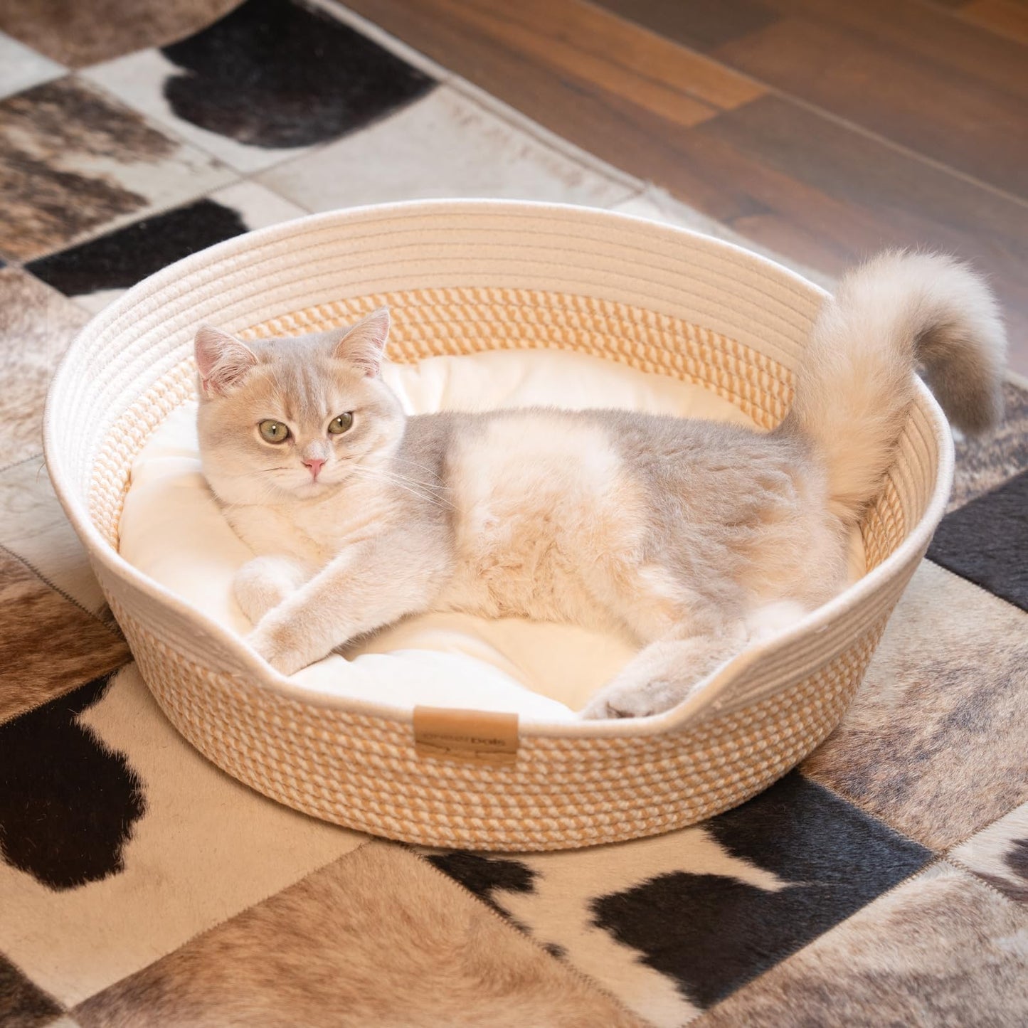 CHEERHOME PETS Cat Bed Basket with Cushion, Cotton Rope Woven Pet Bed for Indoor Cats Couch, Stimulicat Cat Bed Handwoven Breathable, All Season Universal (White)