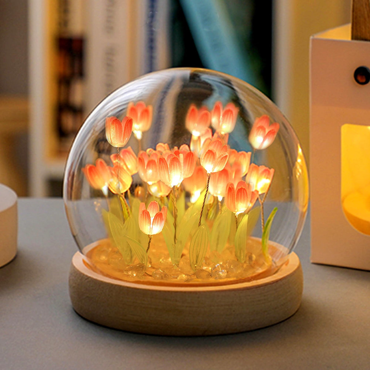WULCFCH Tulip Lamp Night Light, Mothers Day Gifts for Mom, Cute Tulips Lamp in Glass Dome, Artificial Flower Lamp for Handmade Home Room Decor, Birthday Gifts for Women Girlfriend Sister Grandma Wife