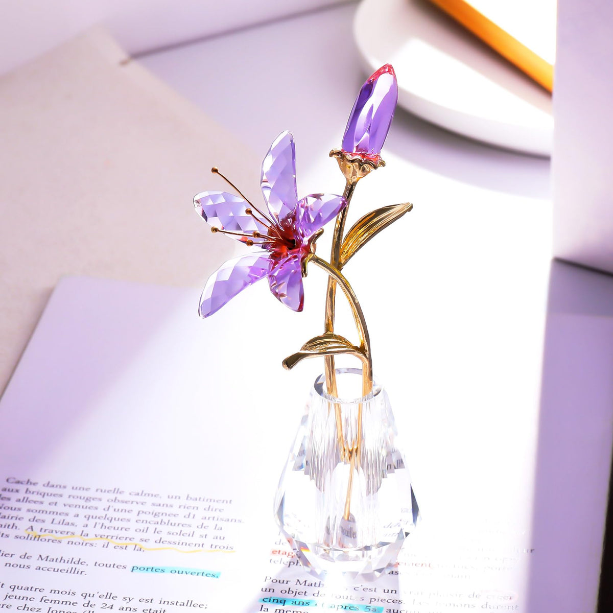 YWHL Purple Lily Flower Gifts for Women, Handmade Crystal Lily Flower Figurine Collectible with Vase, Home Wedding Party Decor