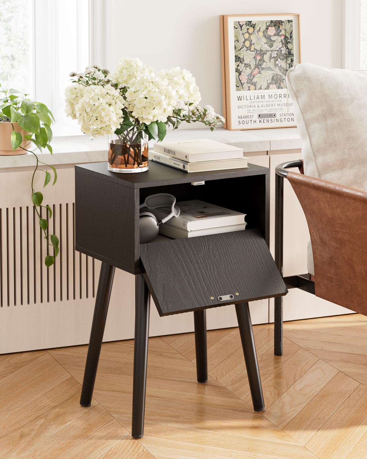 ASACESCU Night Stand, Black Nightstand with Fluted Door, Small Modern Mid-Century Bedside Table for Bedroom, End Table for Living Room