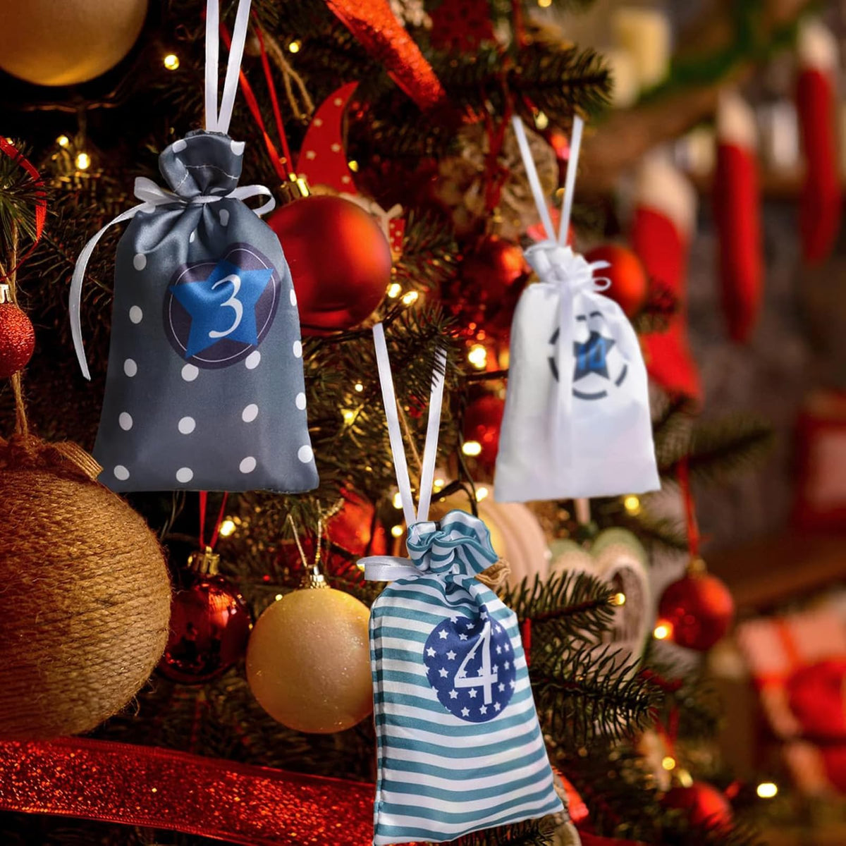 24 Pcs Christmas Drawstring Gift Wrap Bags Reusable Advent Calendar Bags Cute Xmas Candy Toys Goody Treat Bag Pocket for Holiday Weedings Birthdays Party Favor Home Storage Gift Bag