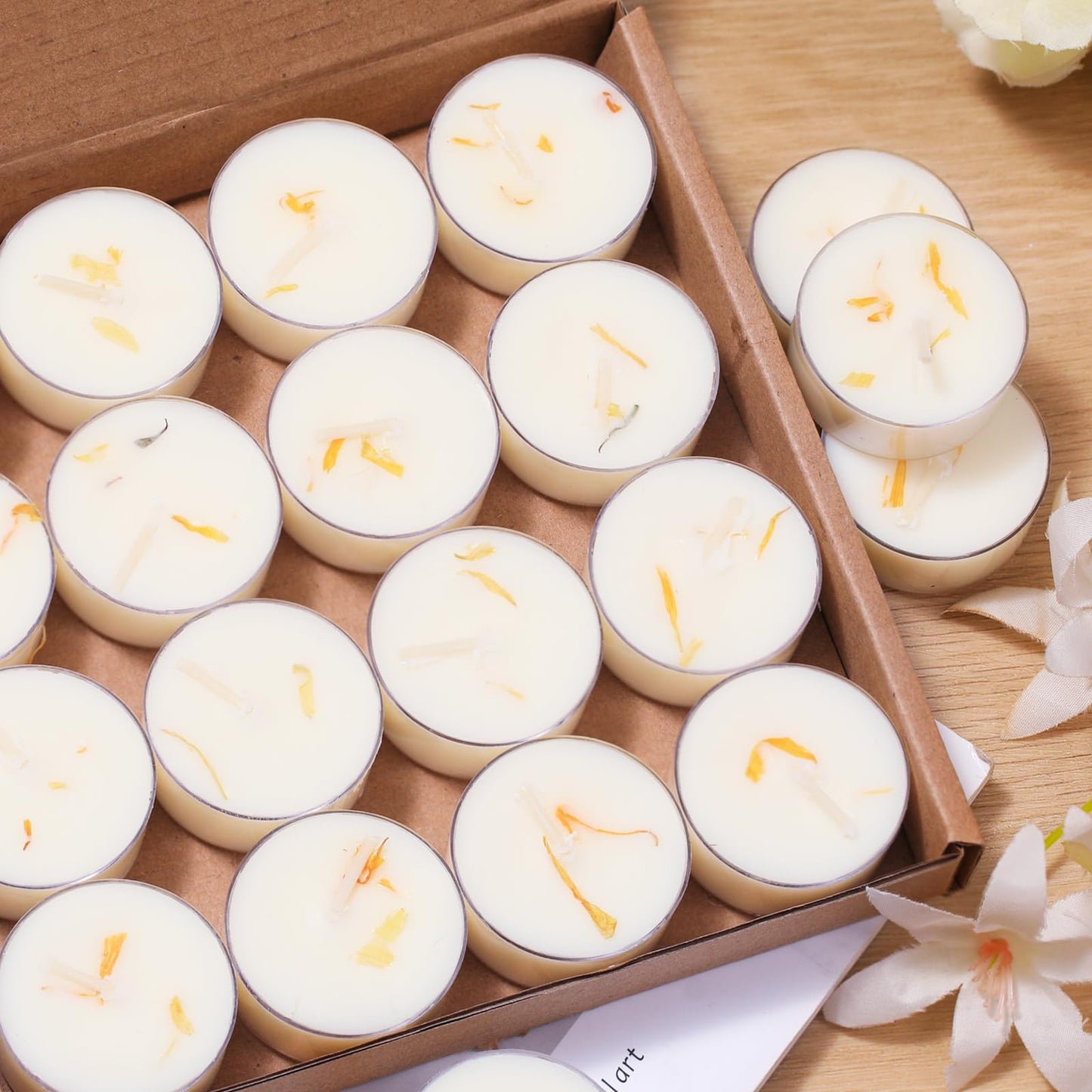 16Pcs Vanilla Scented Tealight Candles, Palm Wax White Tea Lights, 4h Long Burning Tea Light Candles with Dried Flowers for Holiday, Wedding, Spa, and Home Decoration